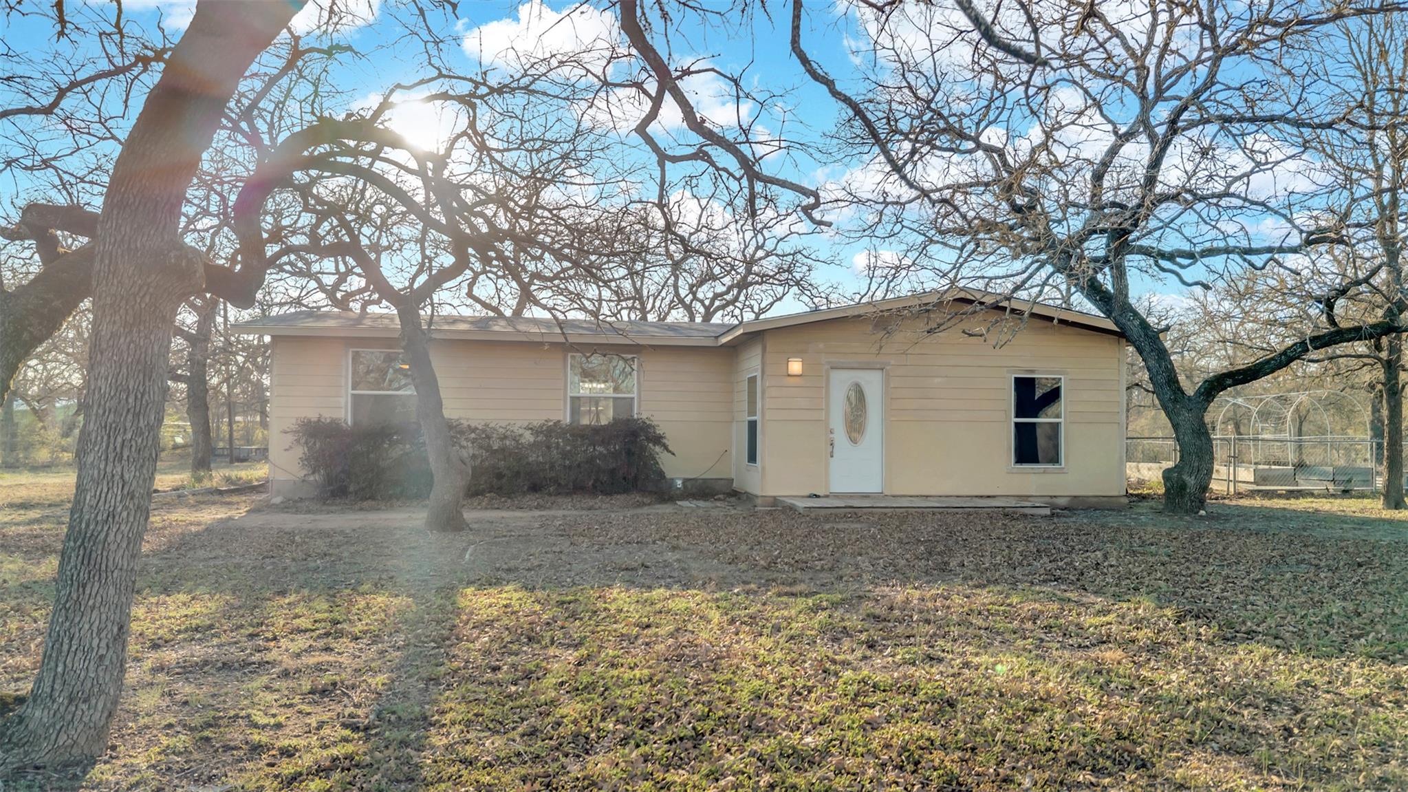 104 Blue Flame Rd, Cedar Creek, TX 78612