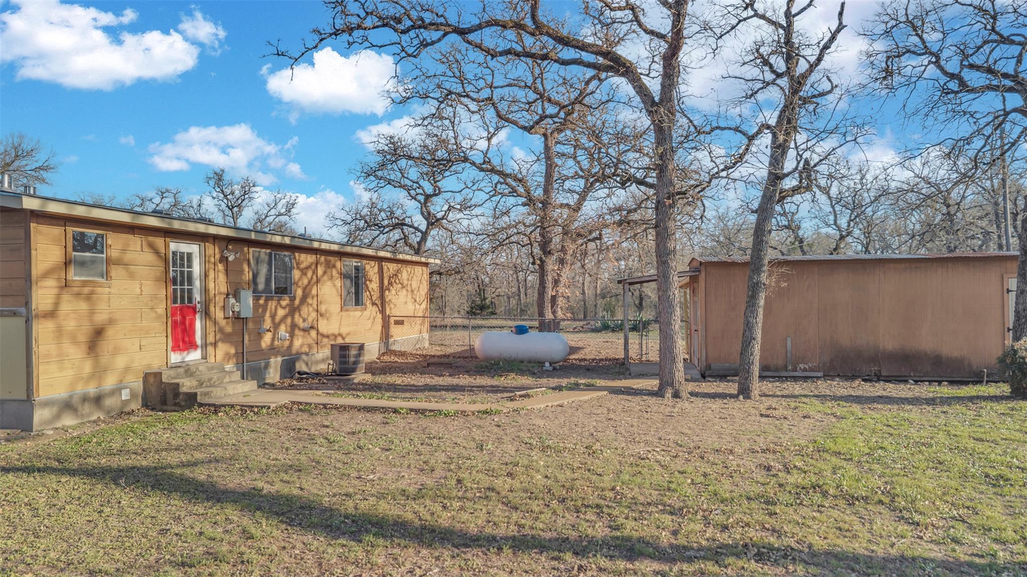 104 Blue Flame Rd, Cedar Creek, TX 78612