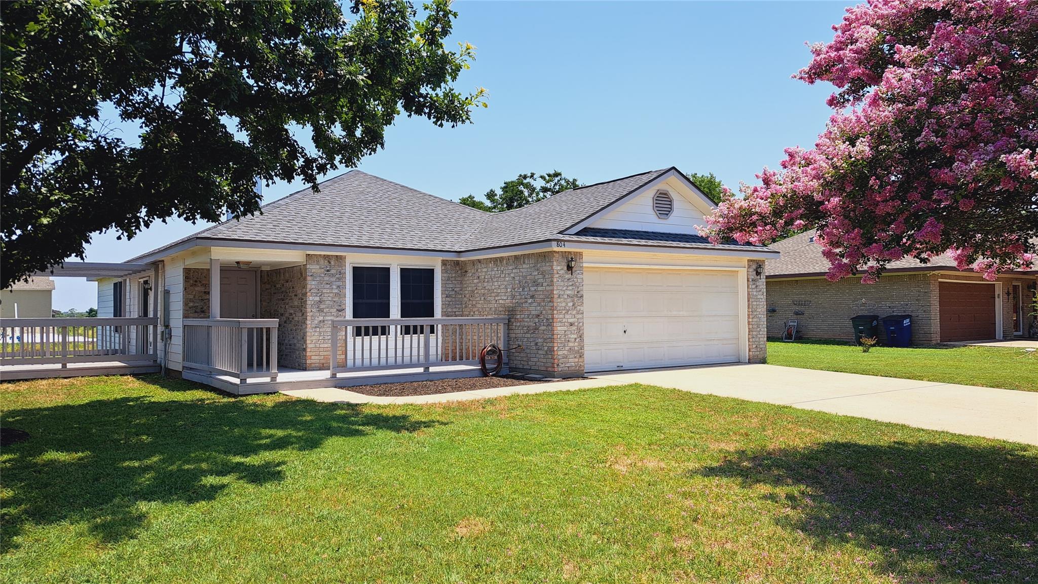 804 Moon Glow Dr, Leander, TX 78641