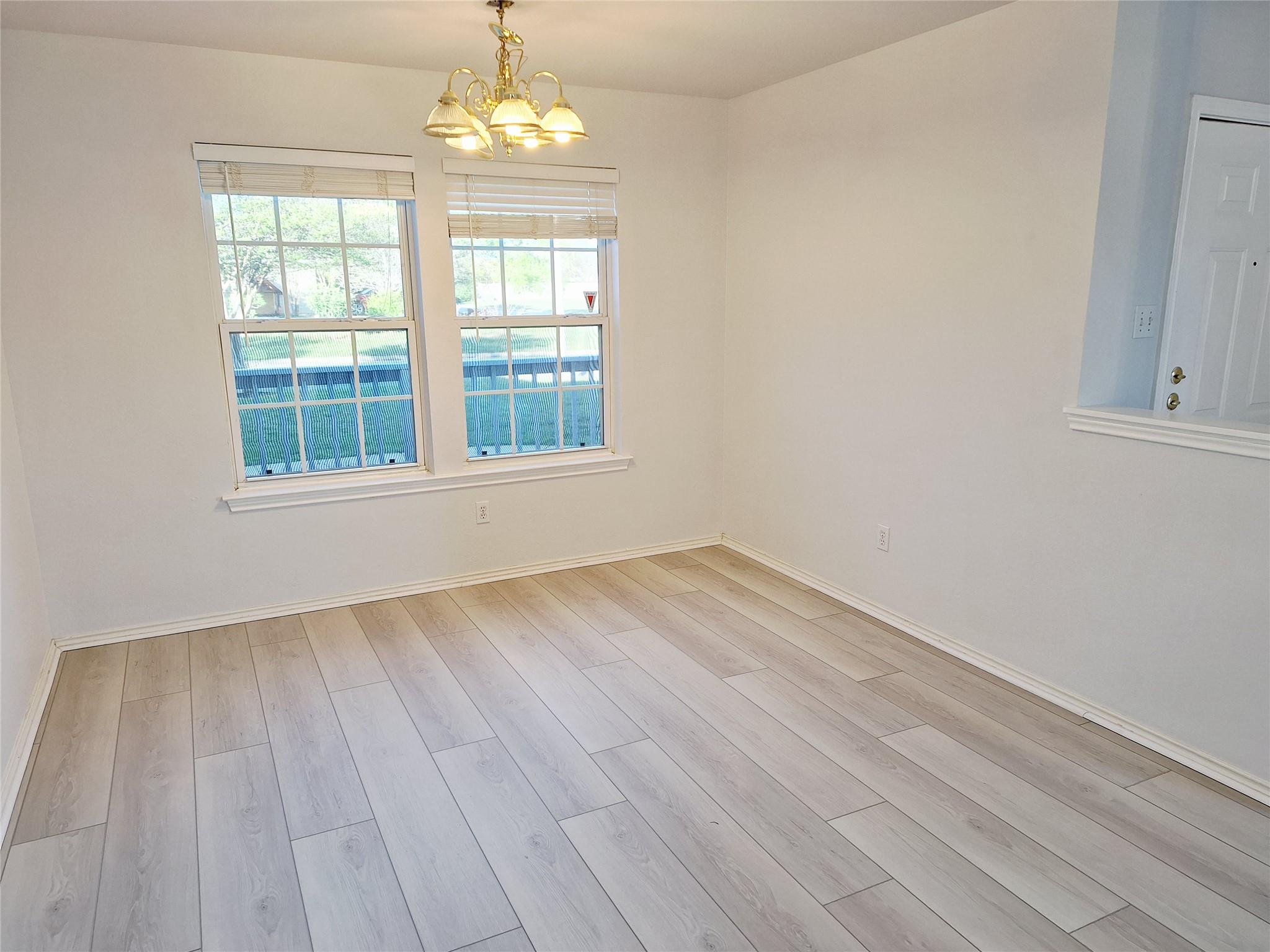 804 Moon Glow Dr, Leander, TX 78641