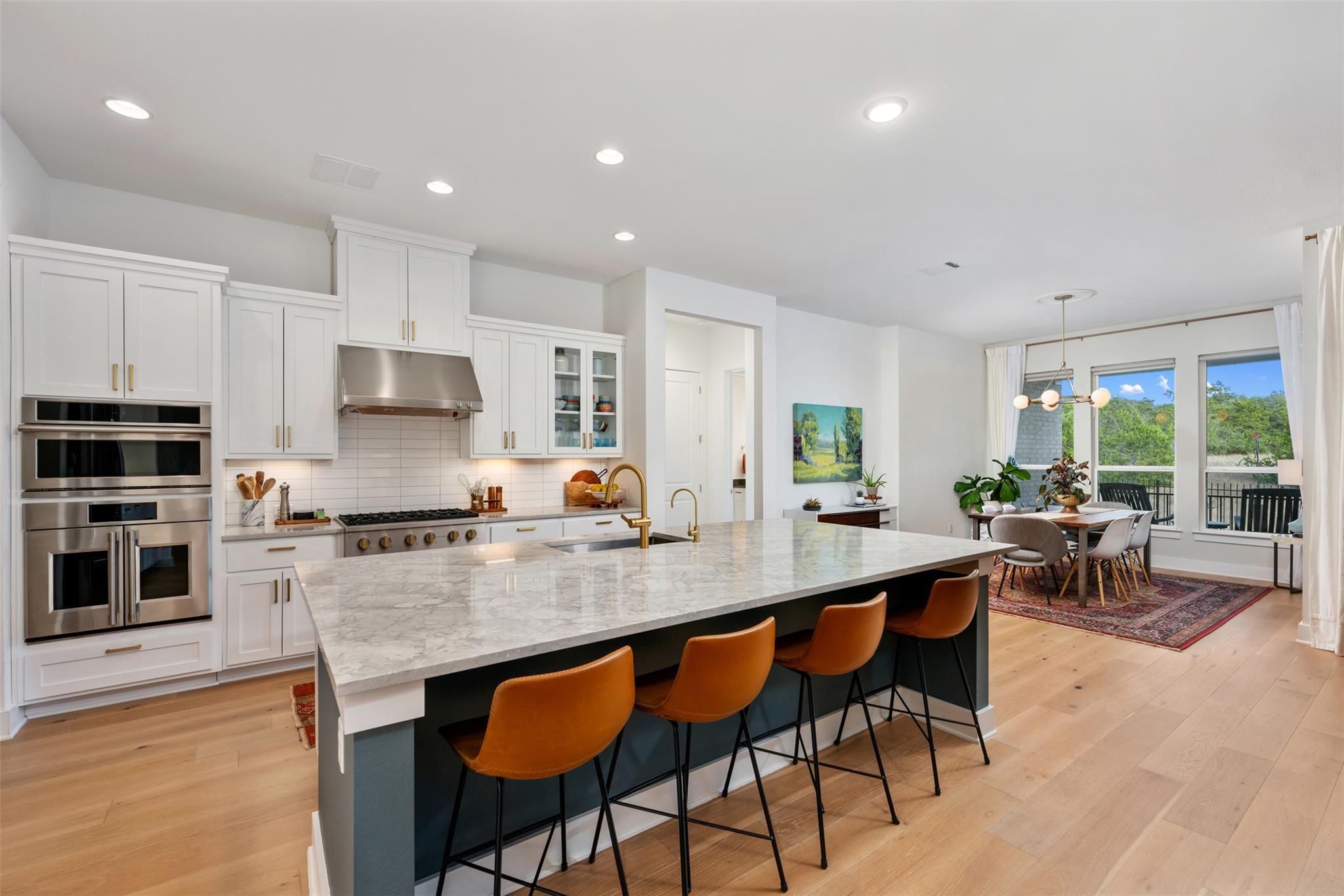 438 Pear Tree Ln, Austin, TX 78737