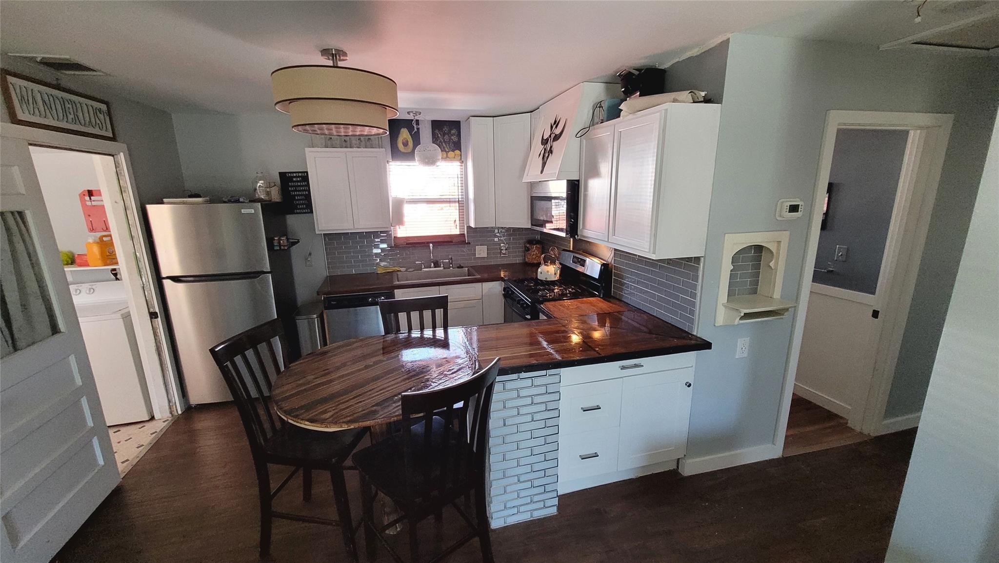 206 W 55th 1/2 St, Austin, TX 78751