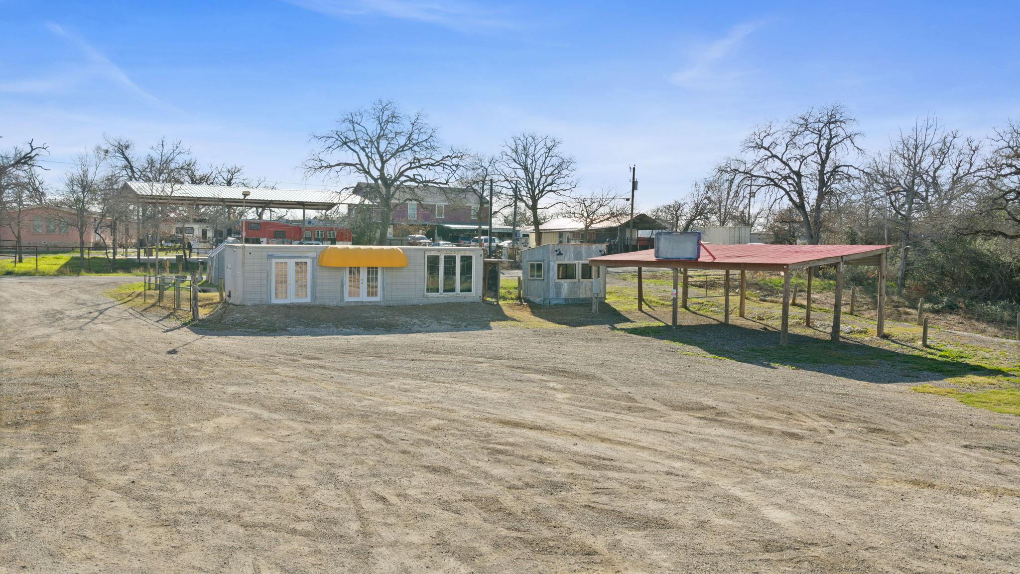 21000 Trappers Trl, Manor, TX 78653