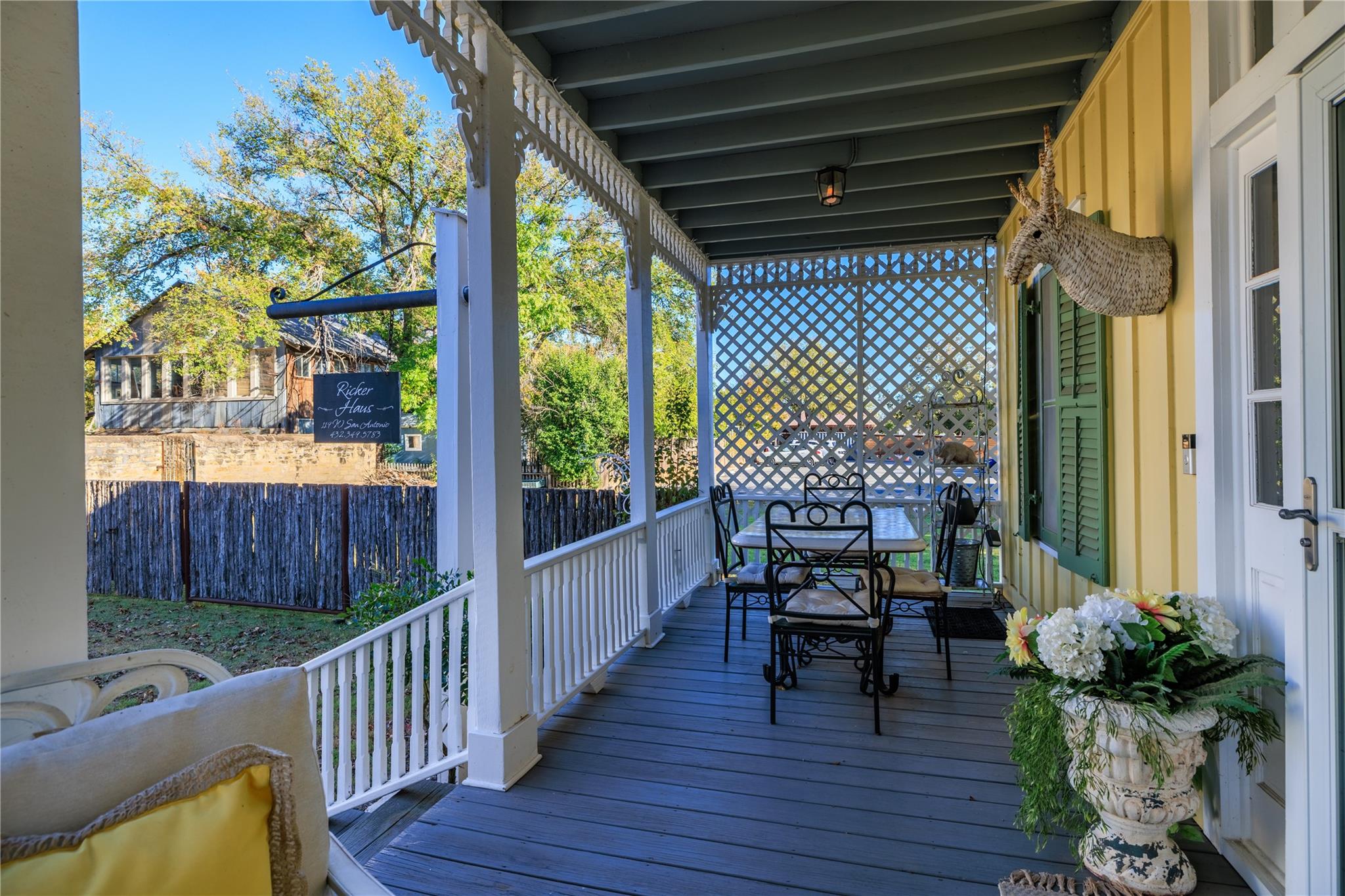 119 San Antonio St, Fredericksburg, TX 78624