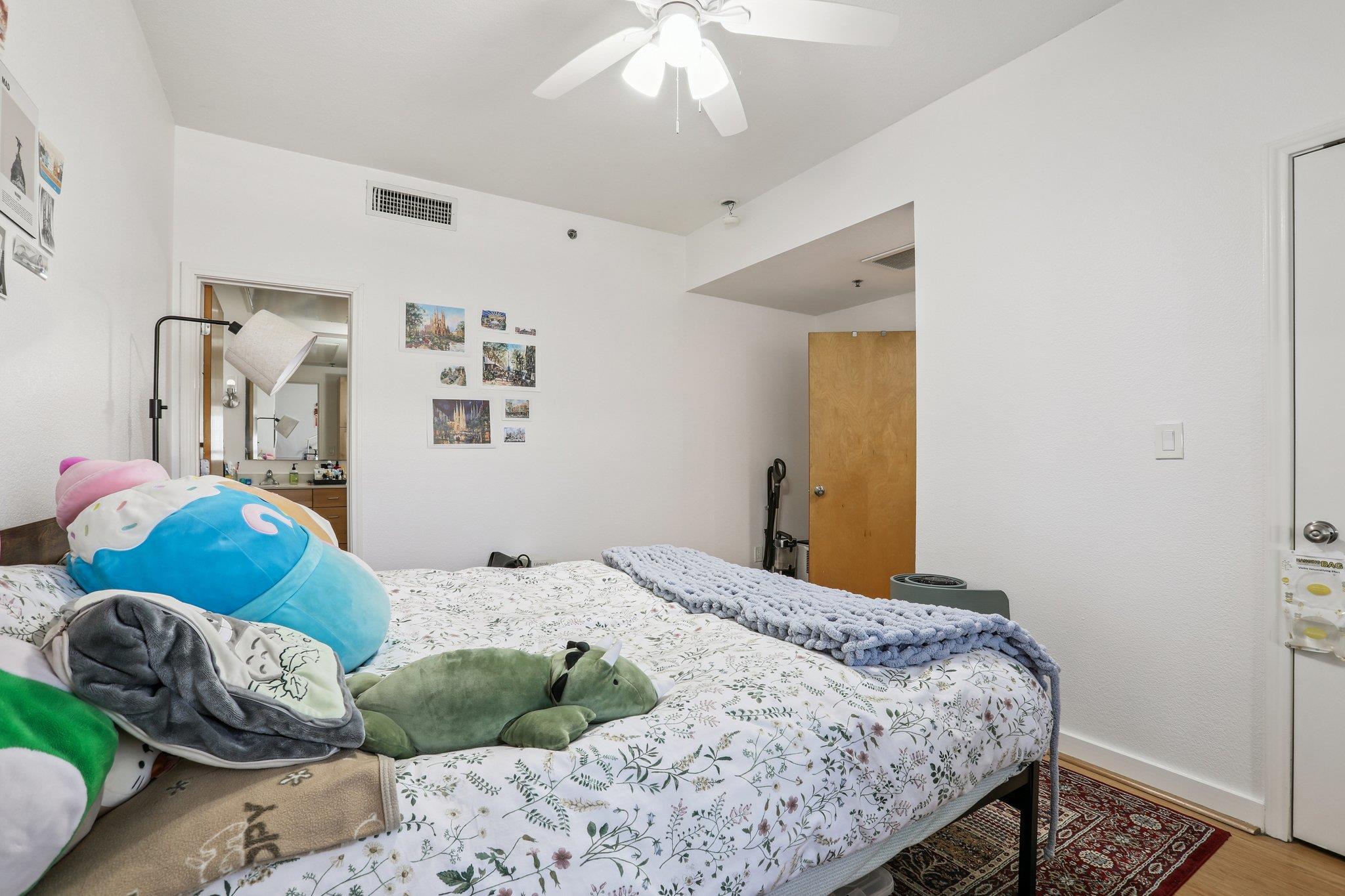 711 W 26th St # 704, Austin, TX 78705