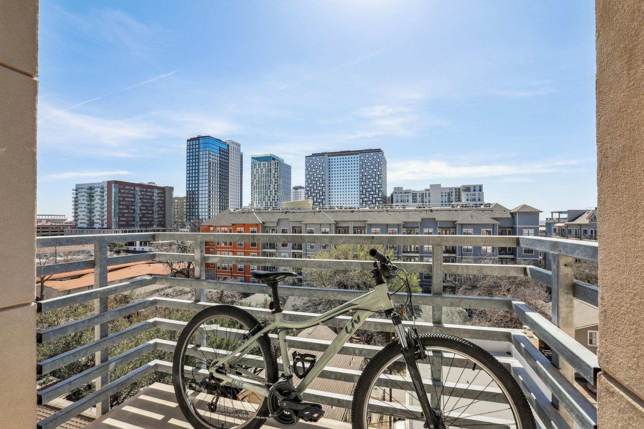 711 W 26th St # 704, Austin, TX 78705