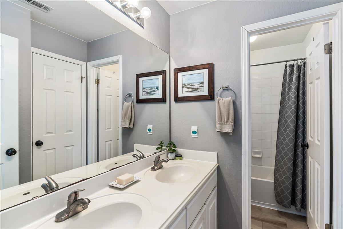 2103 Talamore Rd, Pflugerville, TX 78660