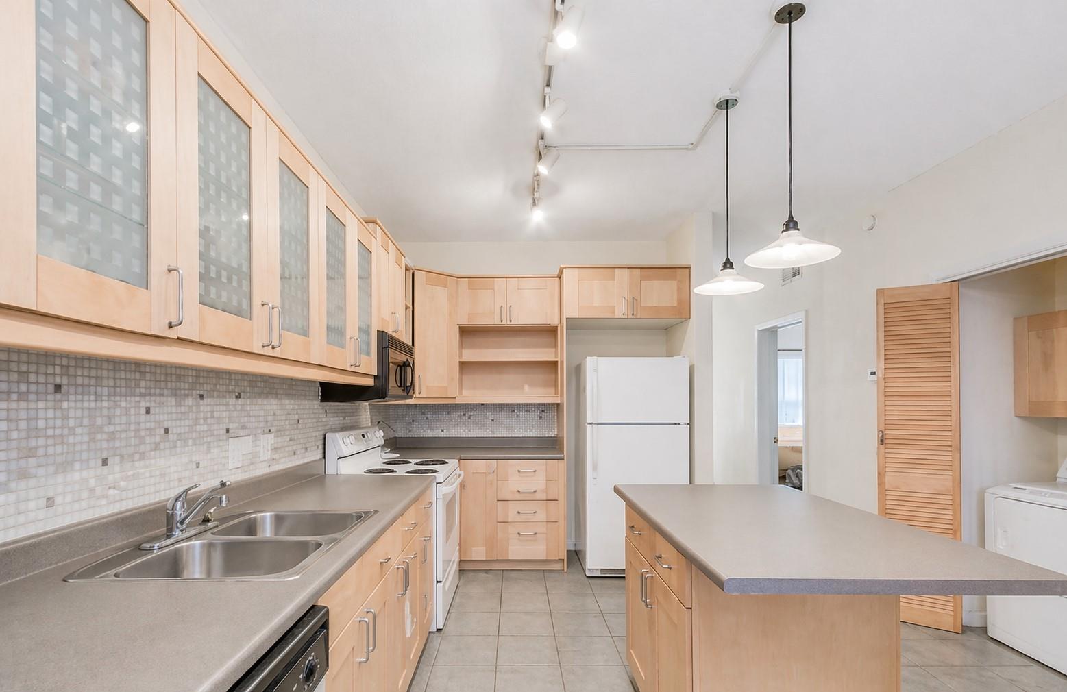 2216 San Gabriel St # 107, Austin, TX 78705