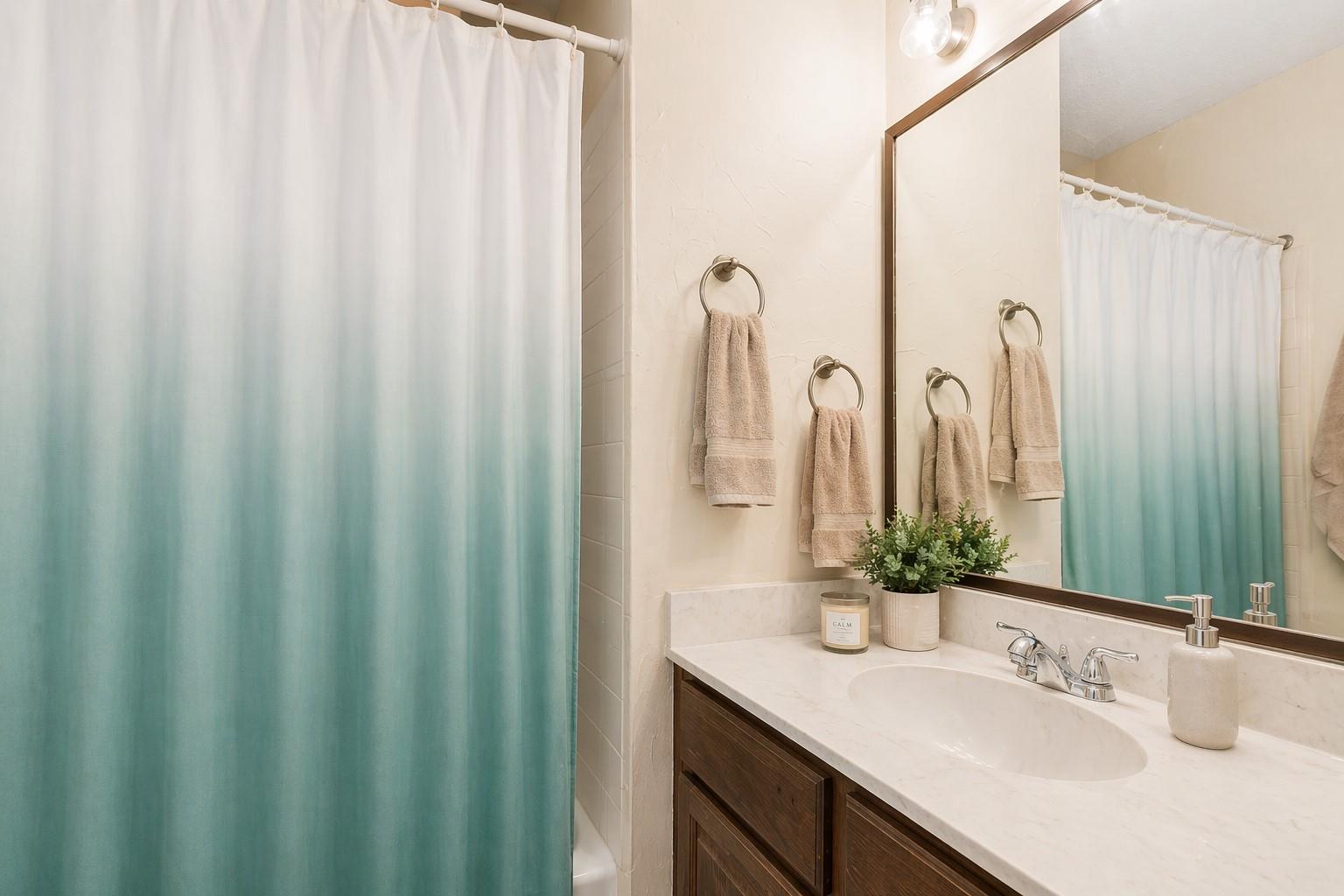 2216 San Gabriel St # 107, Austin, TX 78705