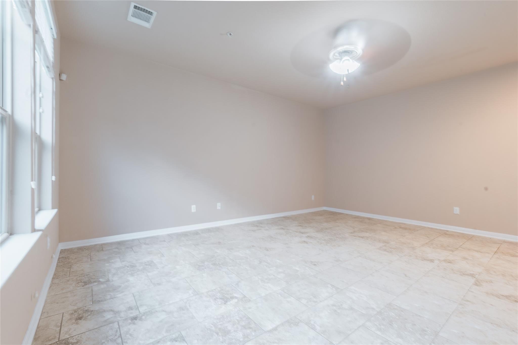 7220 Wyoming Springs Dr # 203, Round Rock, TX 78681