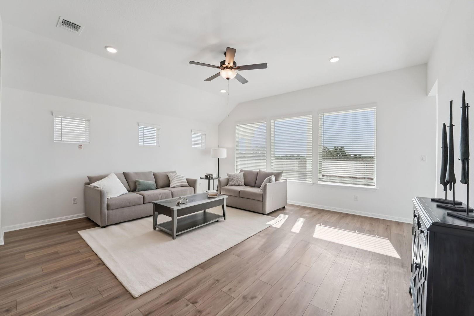 109 Mathew St, Bertram, TX 78605