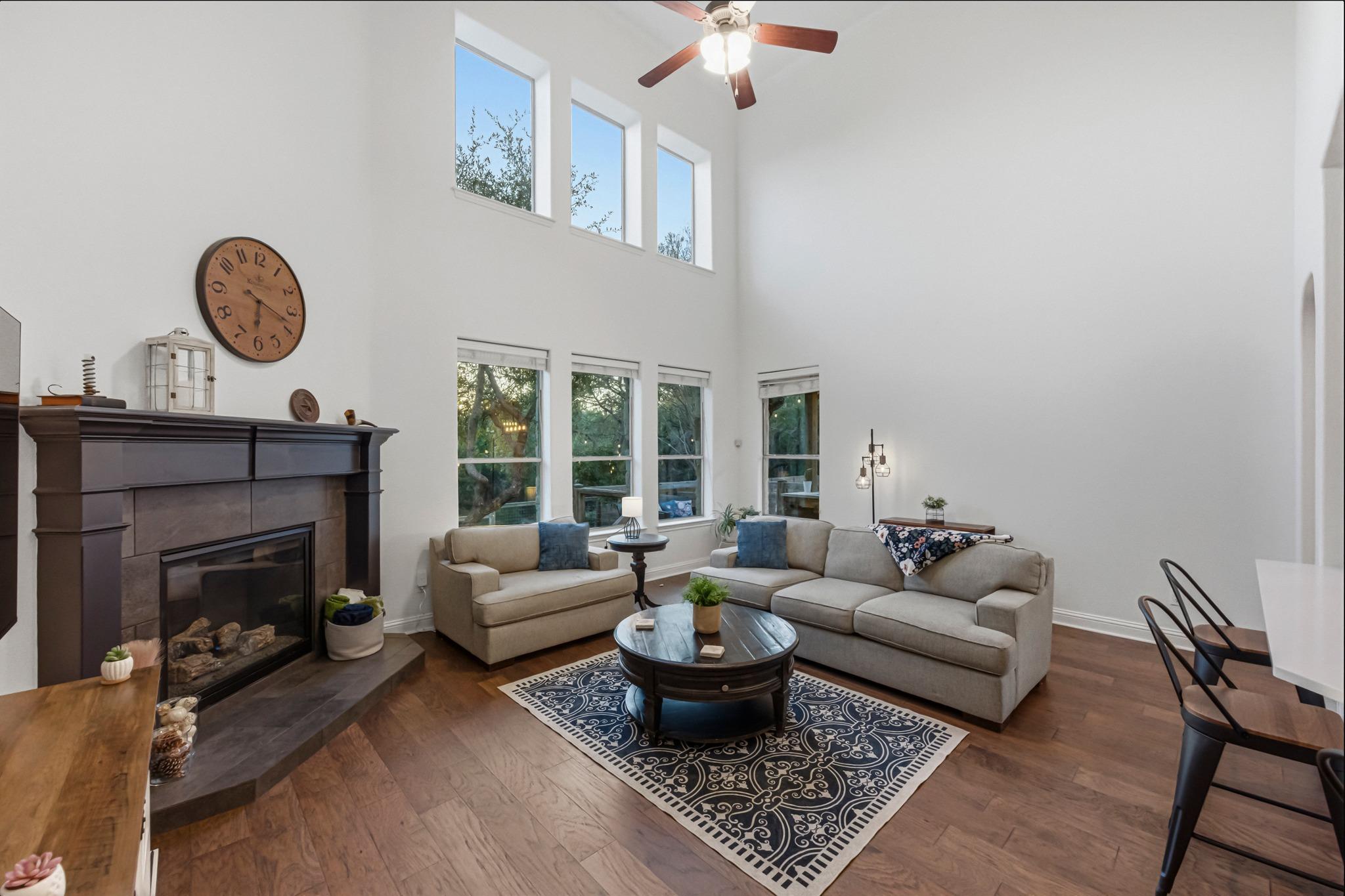 11129 Cherisse Dr, Austin, TX 78739