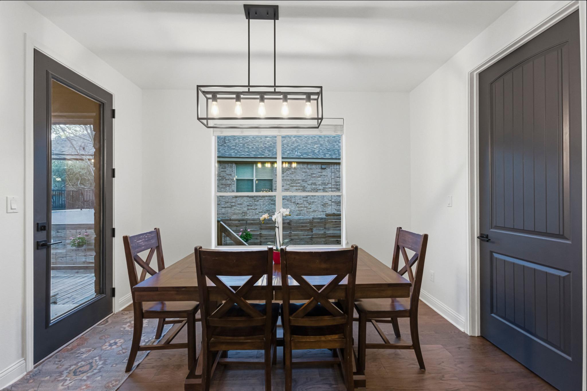 11129 Cherisse Dr, Austin, TX 78739