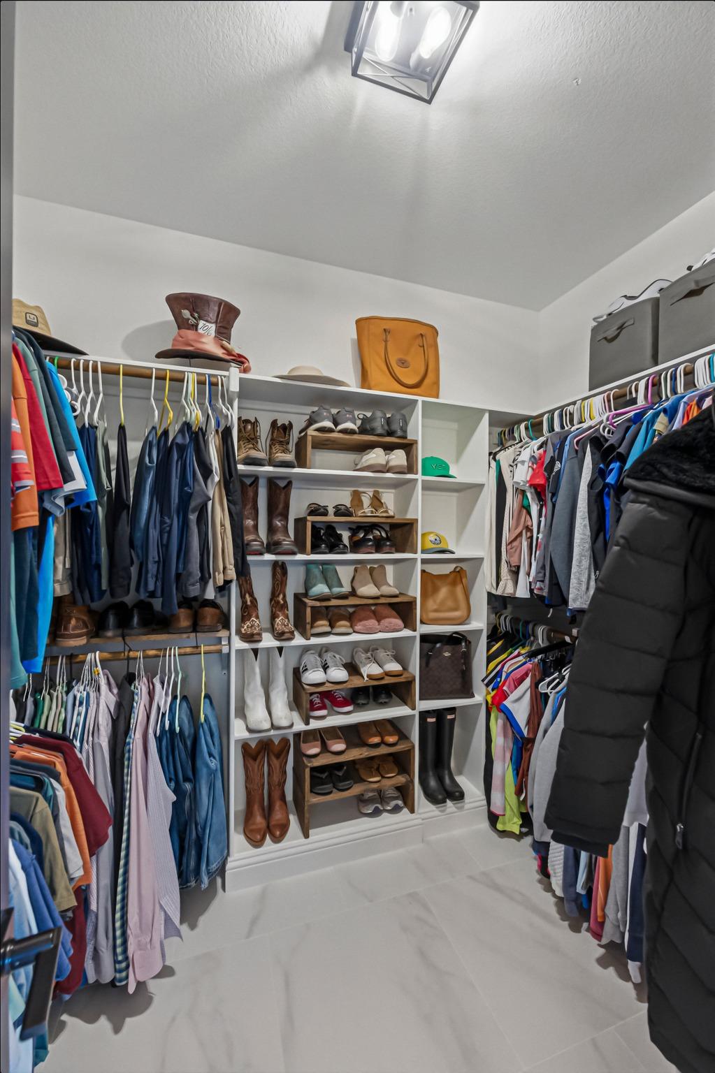 11129 Cherisse Dr, Austin, TX 78739