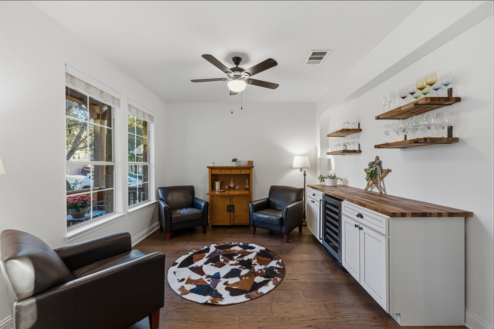 11129 Cherisse Dr, Austin, TX 78739