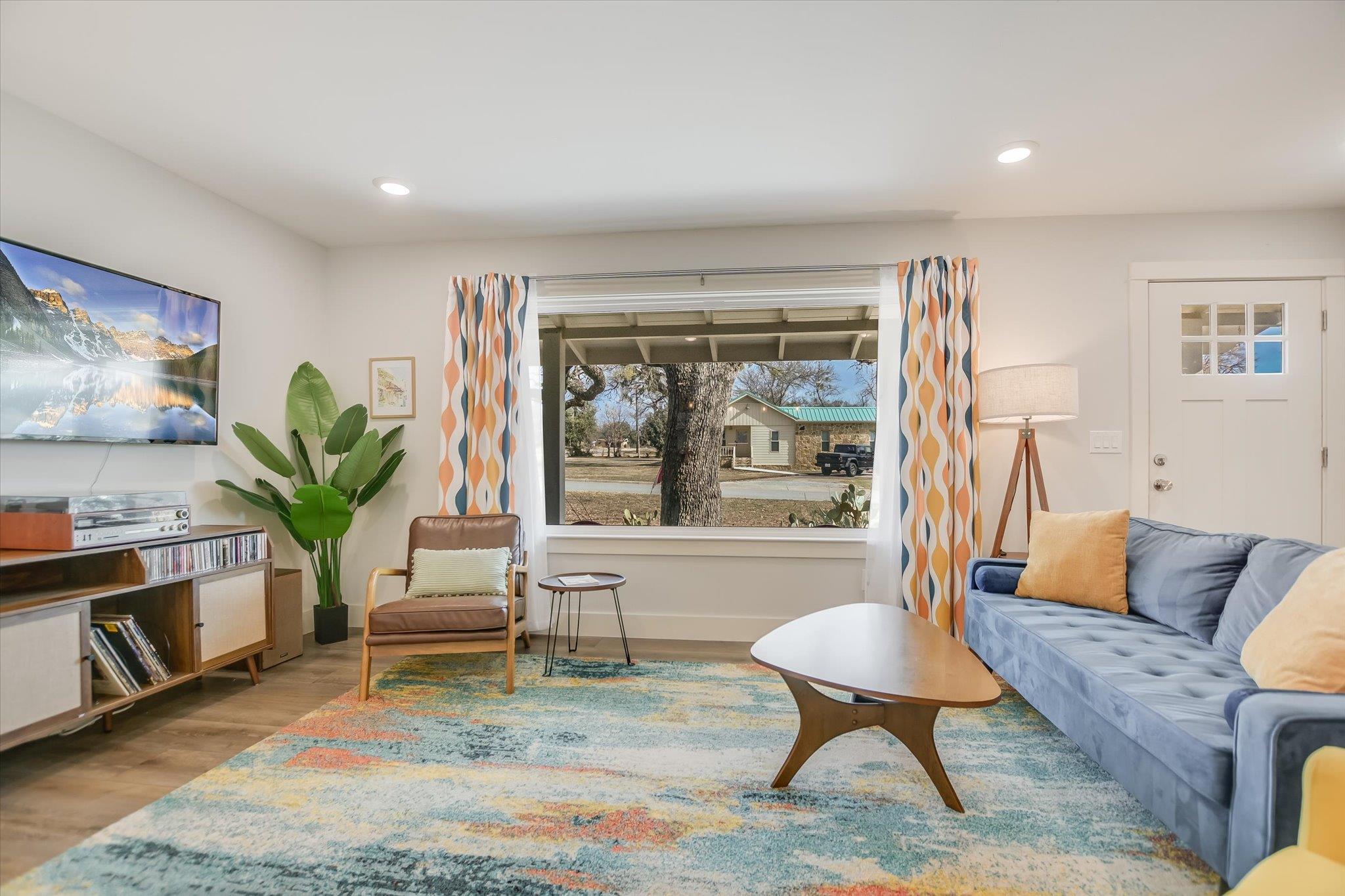 708 Avenue F, Marble Falls, TX 78654