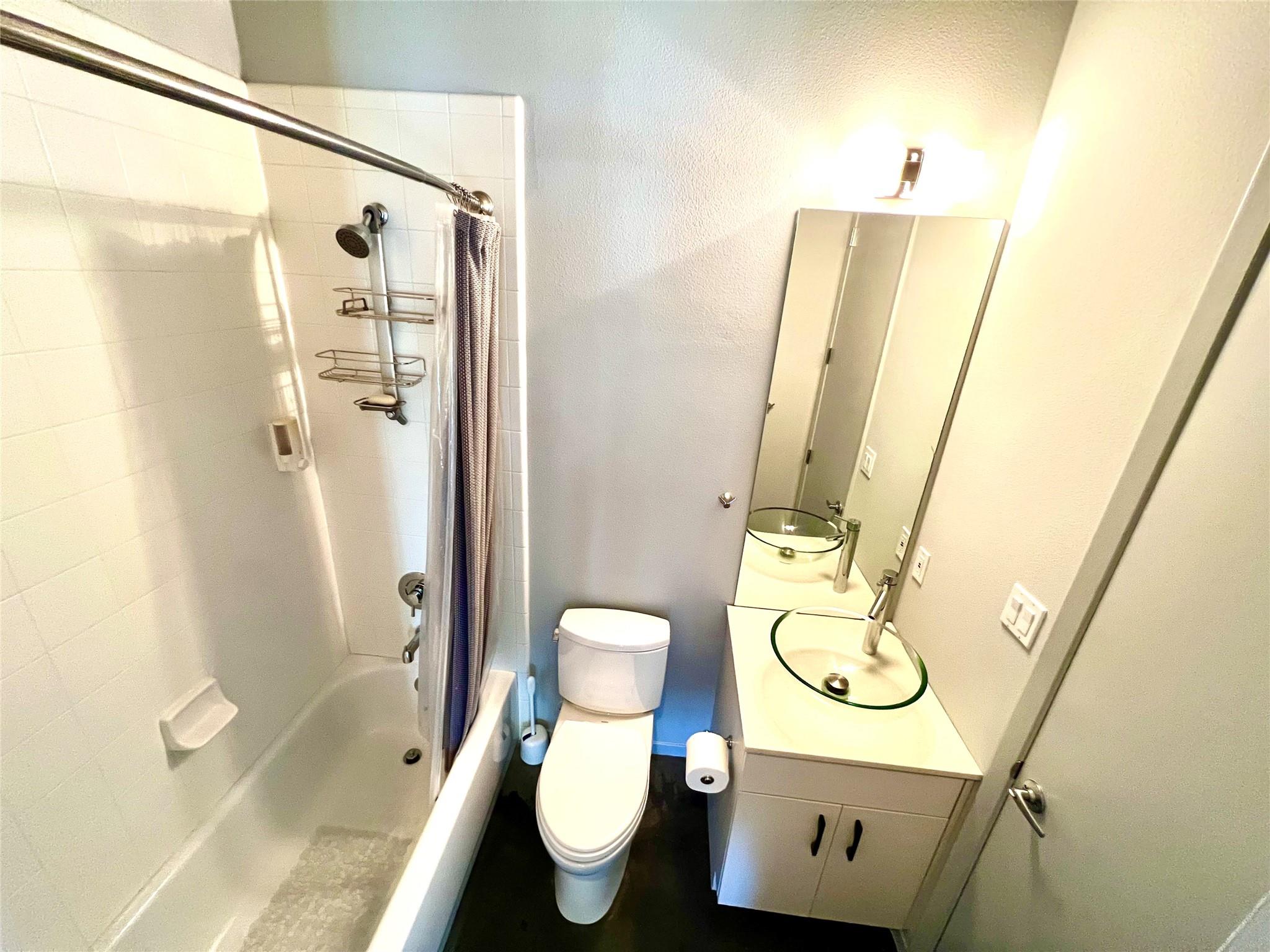 5006 Woodrow Ave # B, Austin, TX 78756