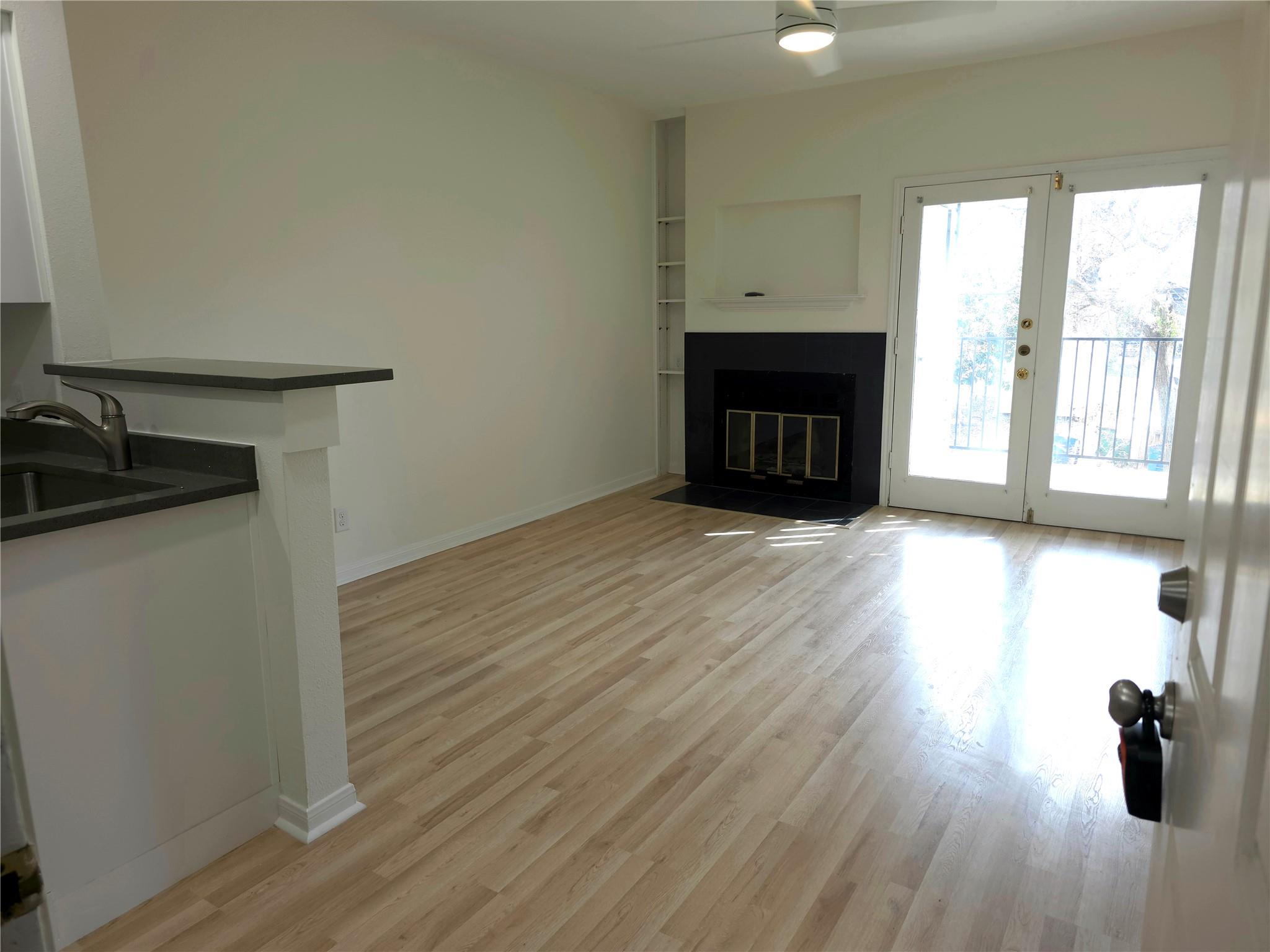 3111 Tom Green St # 207, Austin, TX 78705