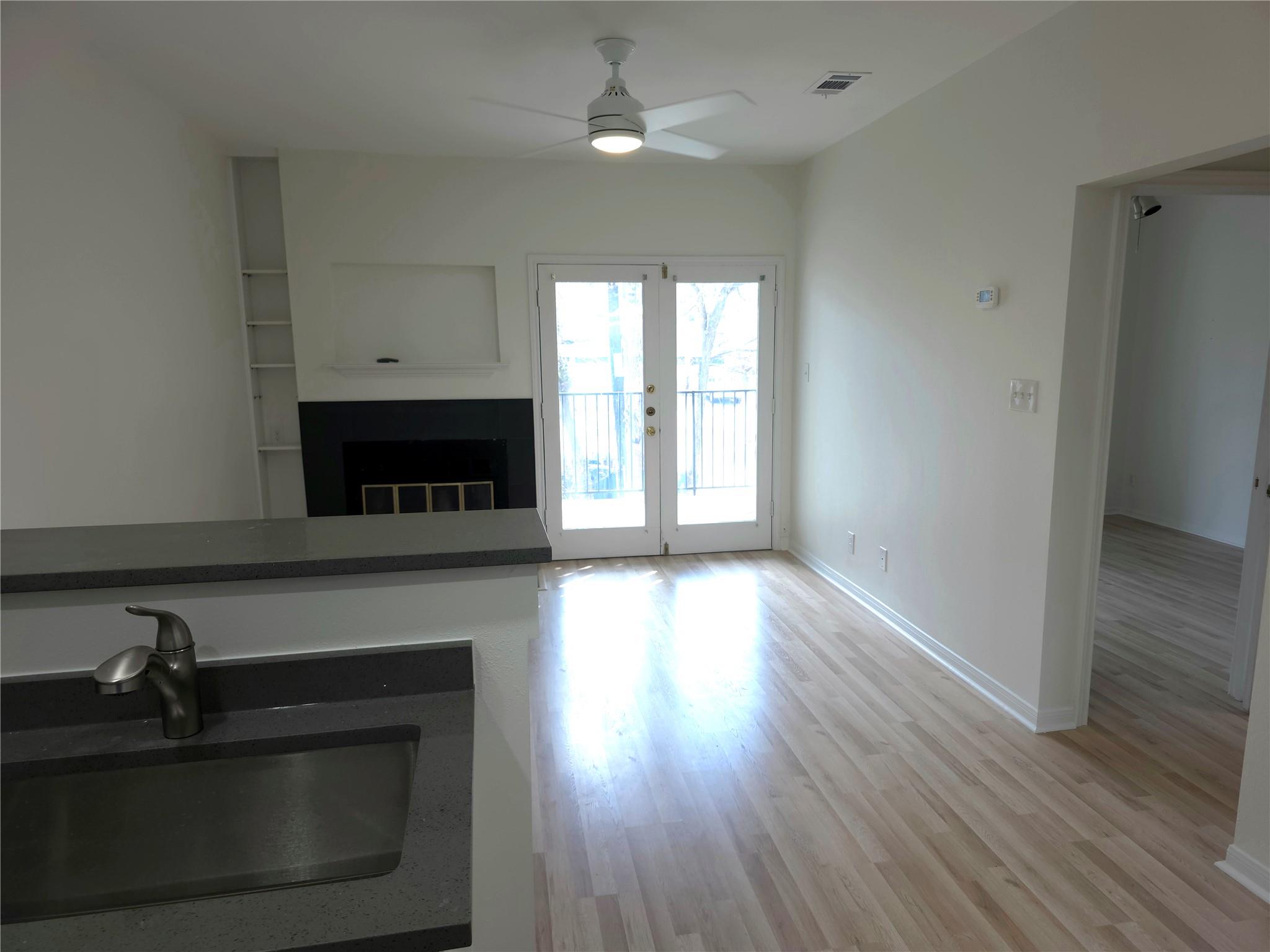 3111 Tom Green St # 207, Austin, TX 78705