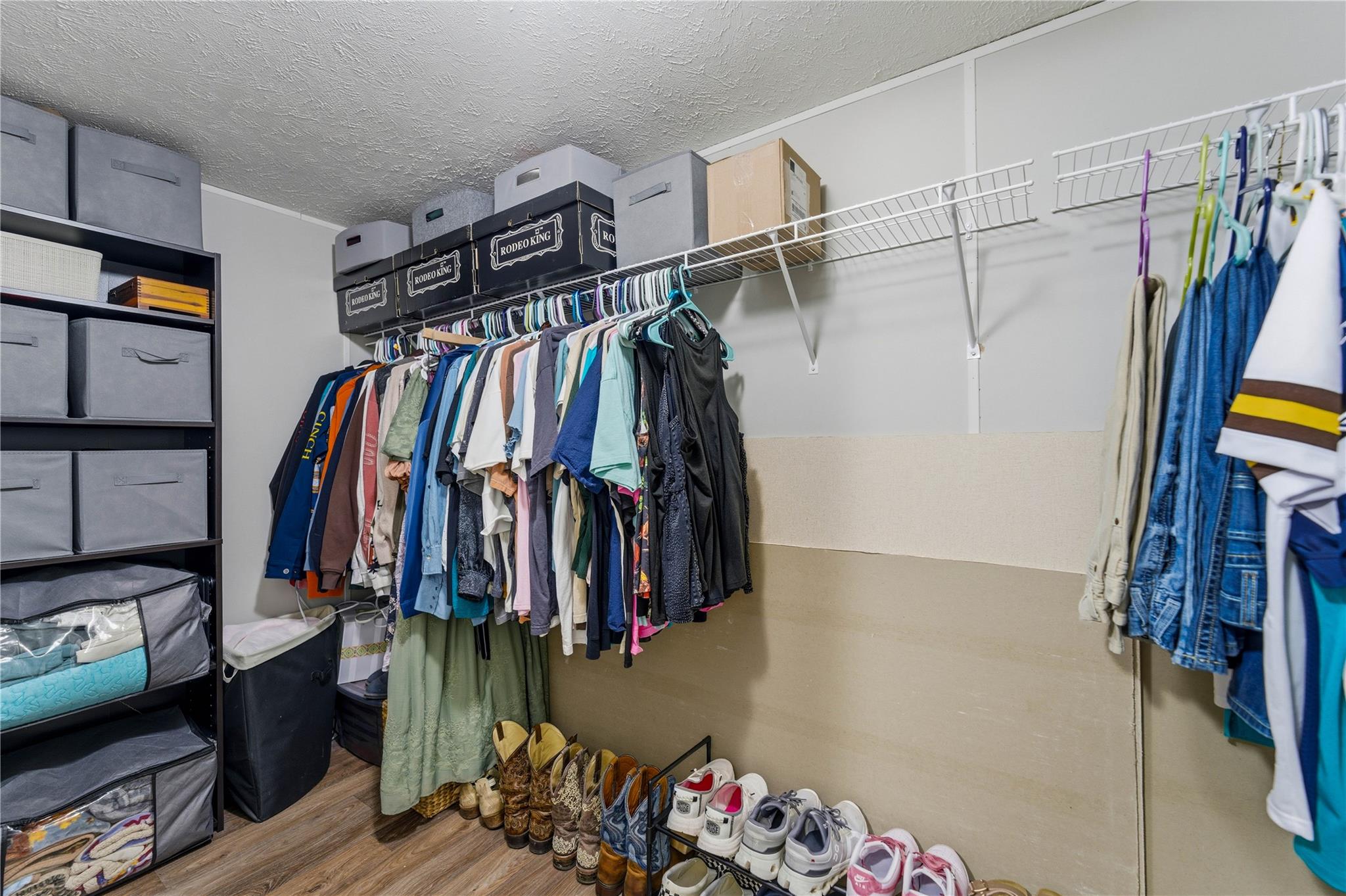 733 Private Road 1507, Bandera, TX 78003