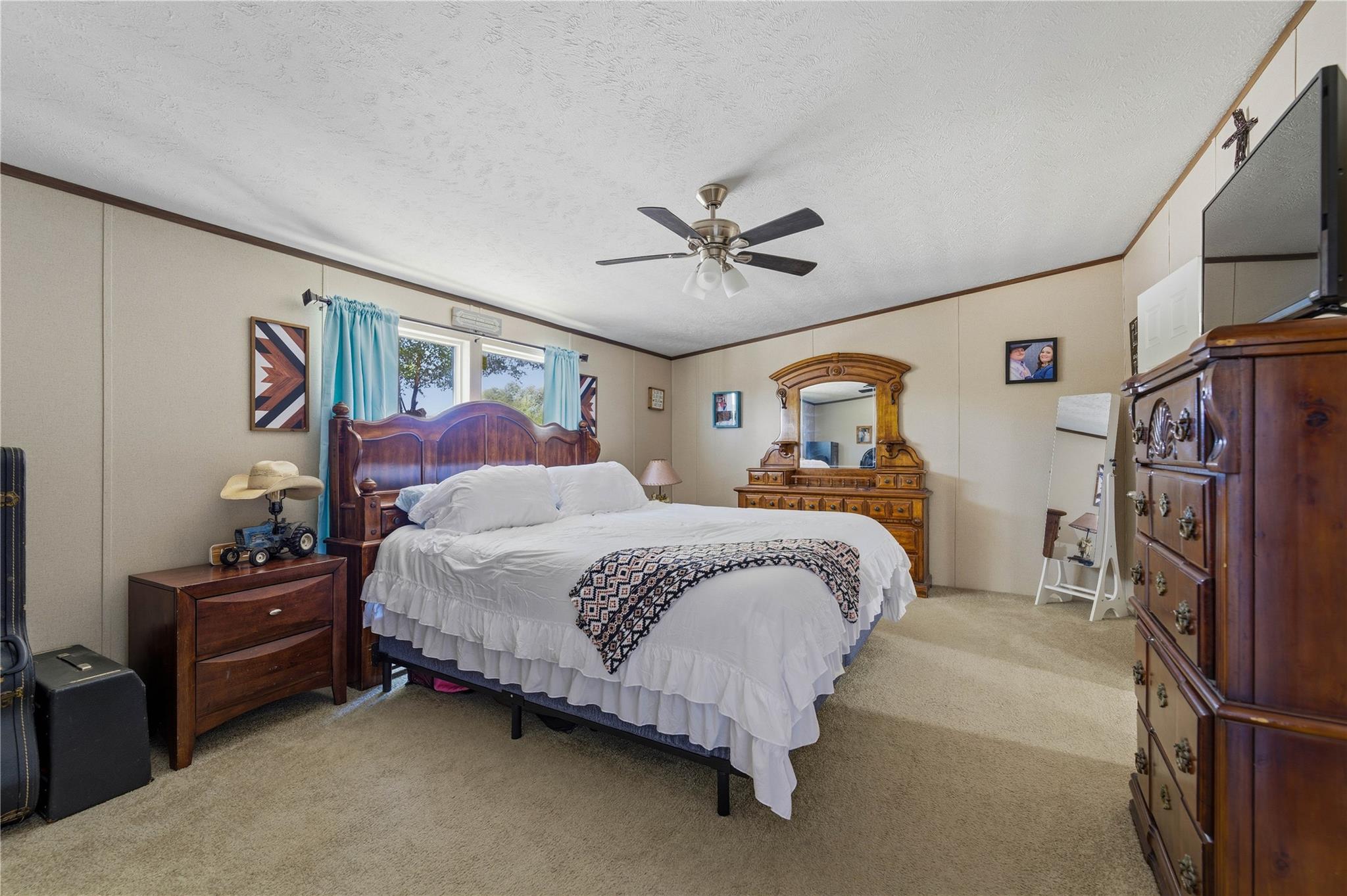 733 Private Road 1507, Bandera, TX 78003