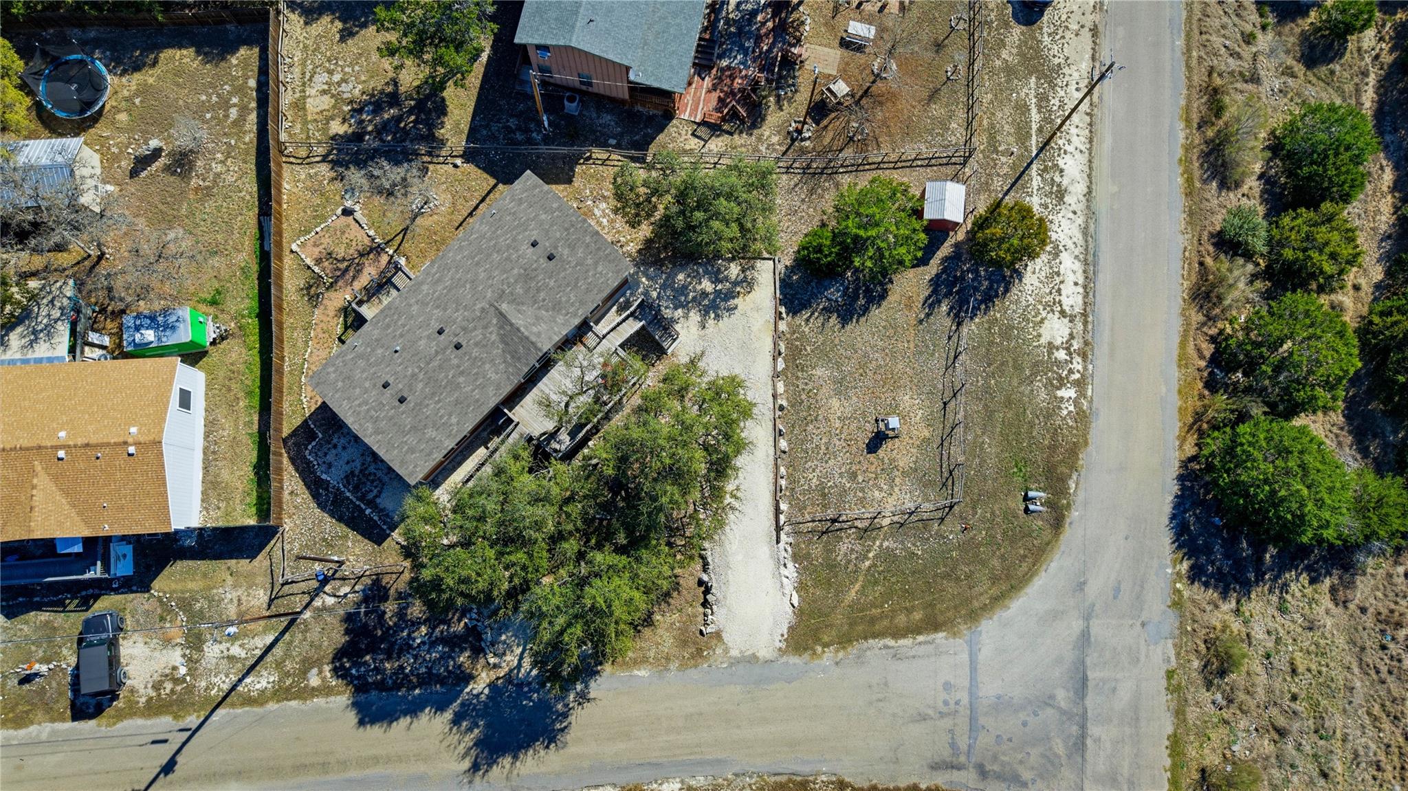 733 Private Road 1507, Bandera, TX 78003