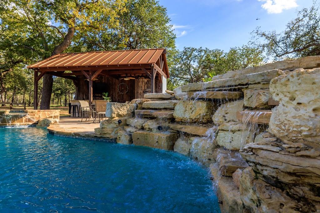 10030 E Us Highway 290 Highway, Fredericksburg, TX 78624