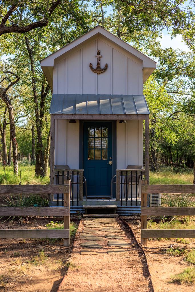 10030 E Us Highway 290 Highway, Fredericksburg, TX 78624