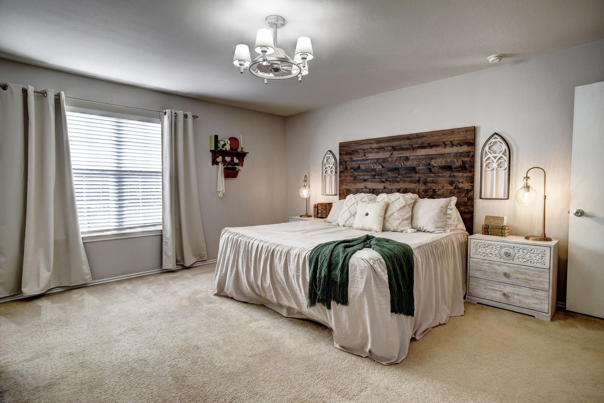 104 Trapper Trl, Bastrop, TX 78602