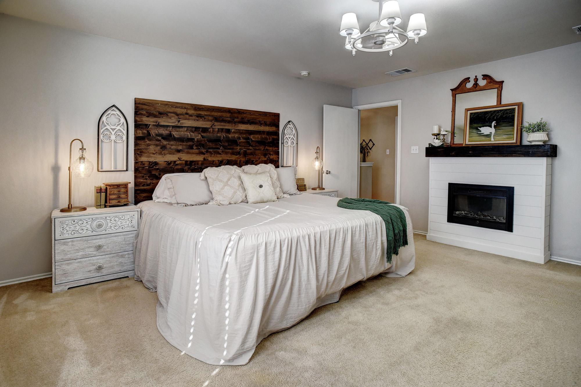 104 Trapper Trl, Bastrop, TX 78602