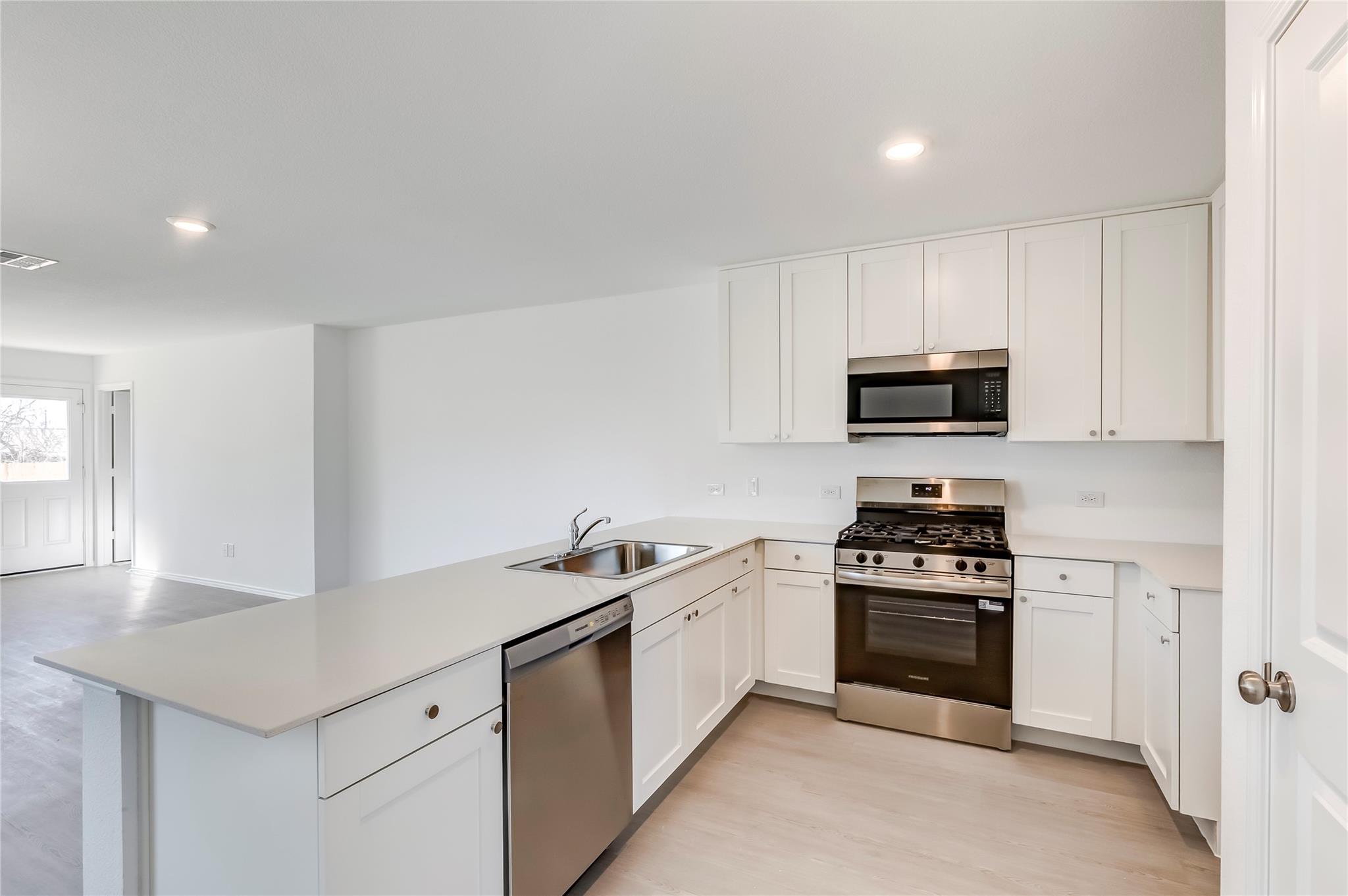 177 Pink Footed Pass, Uhland, TX 78640