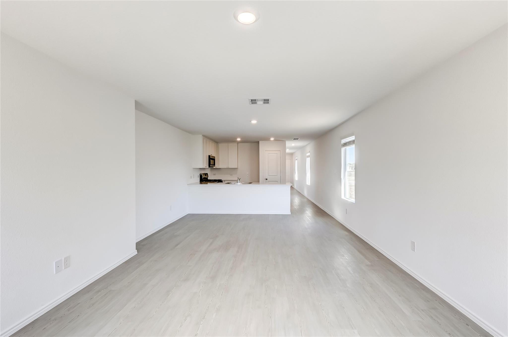 177 Pink Footed Pass, Uhland, TX 78640