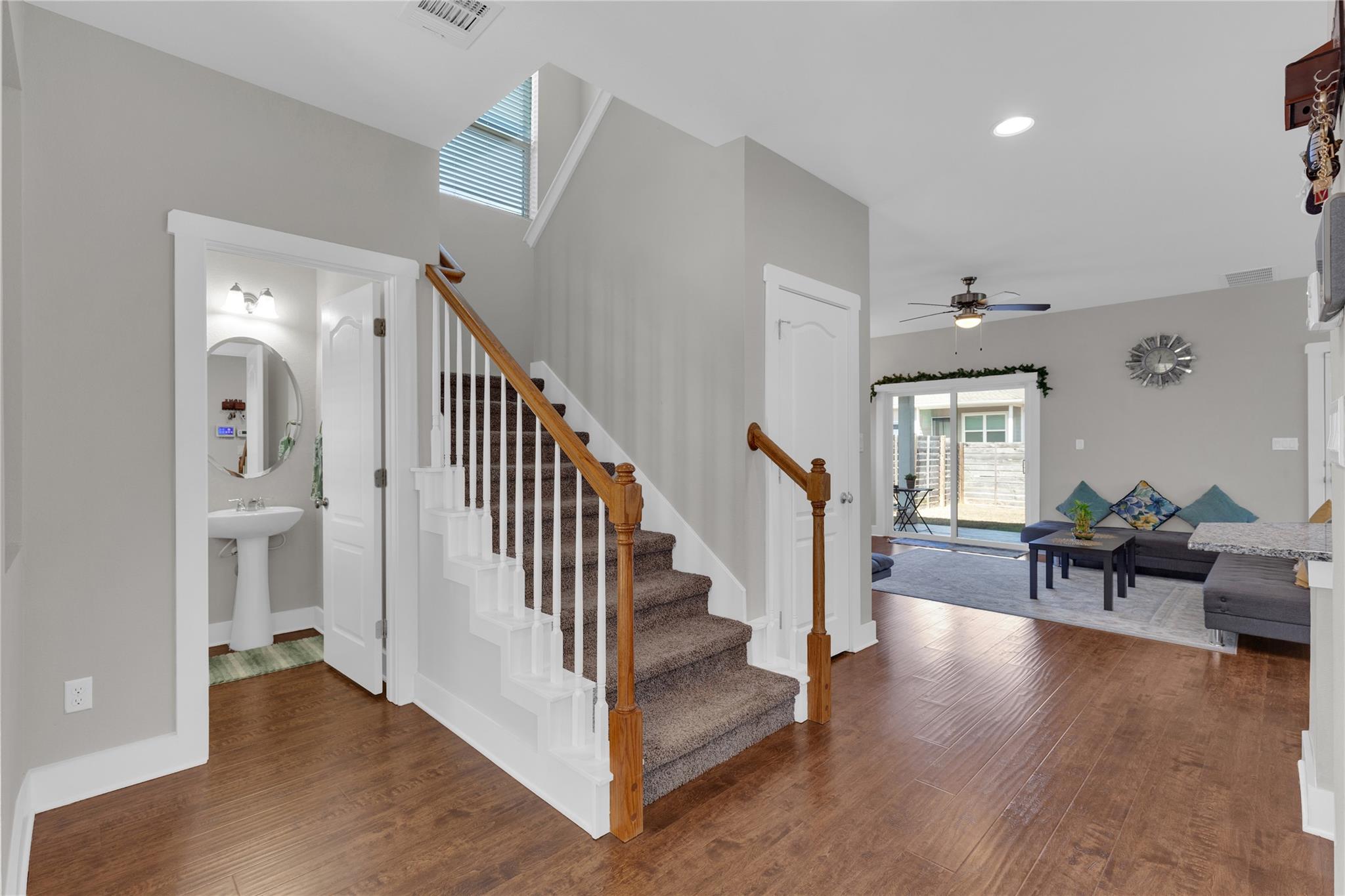 724 Coconut Grove St, Pflugerville, TX 78660