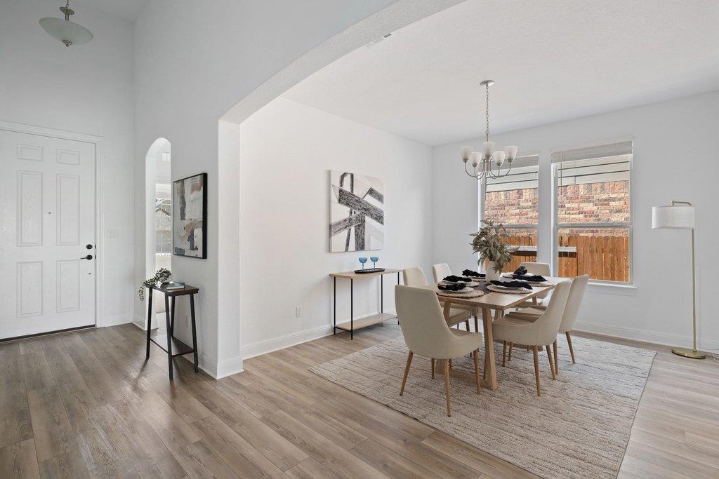 6609 Apache Plum Ln, Spicewood, TX 78669