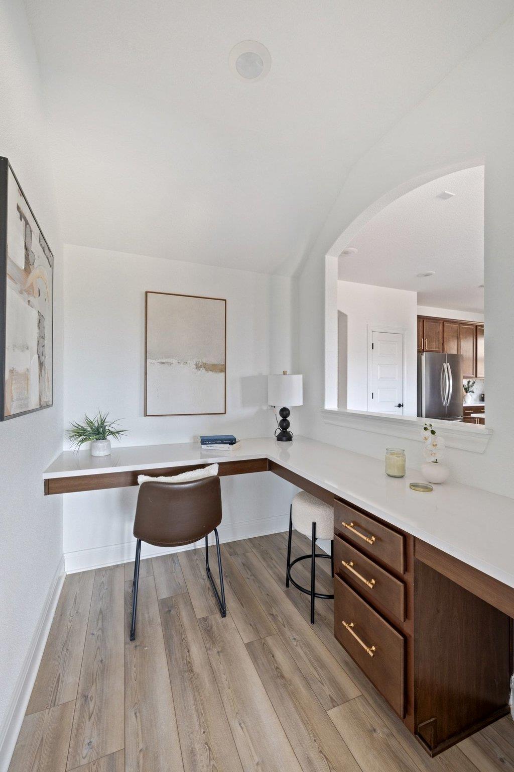 6609 Apache Plum Ln, Spicewood, TX 78669