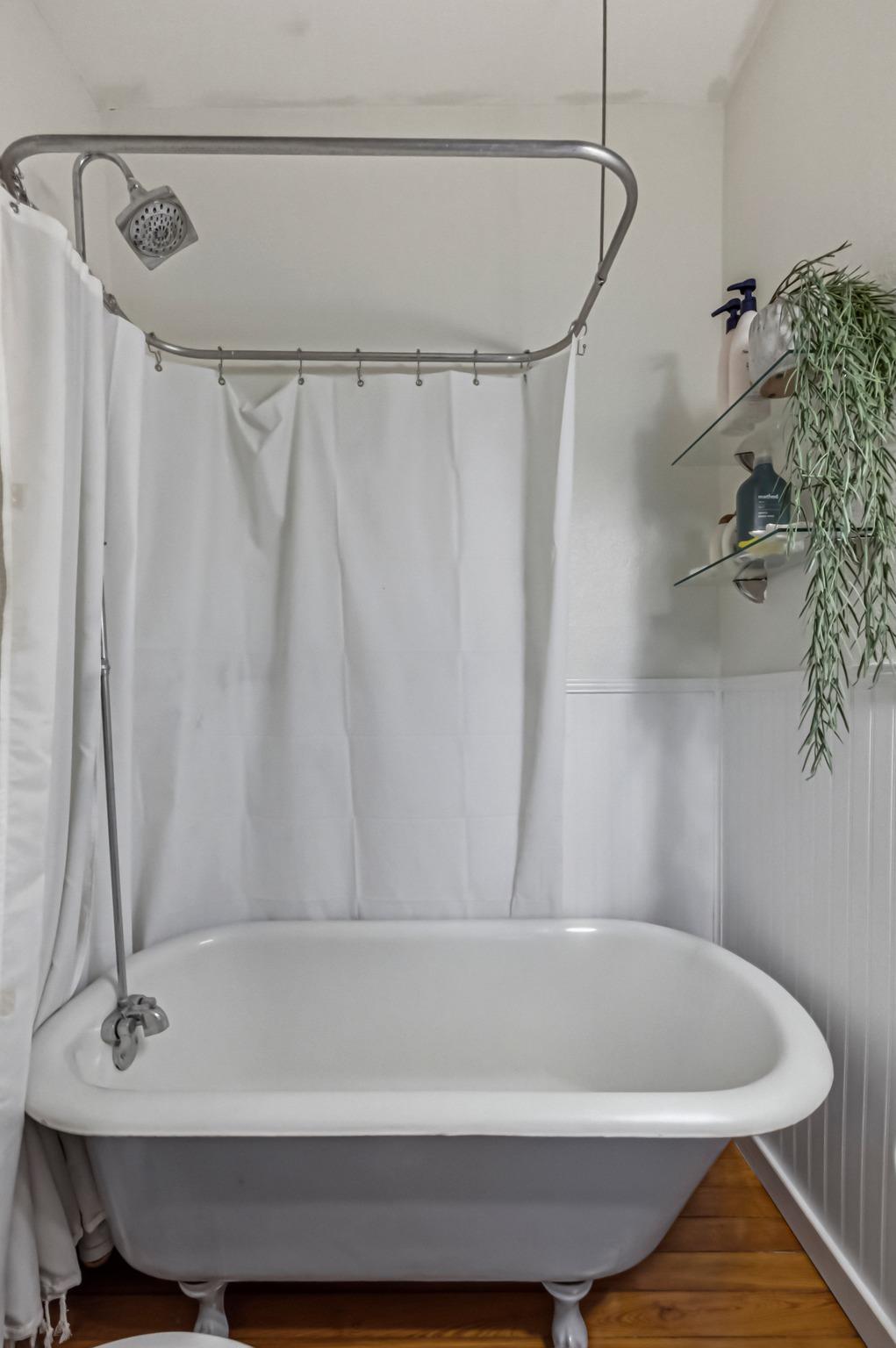 306 W 44th St # A, Austin, TX 78751