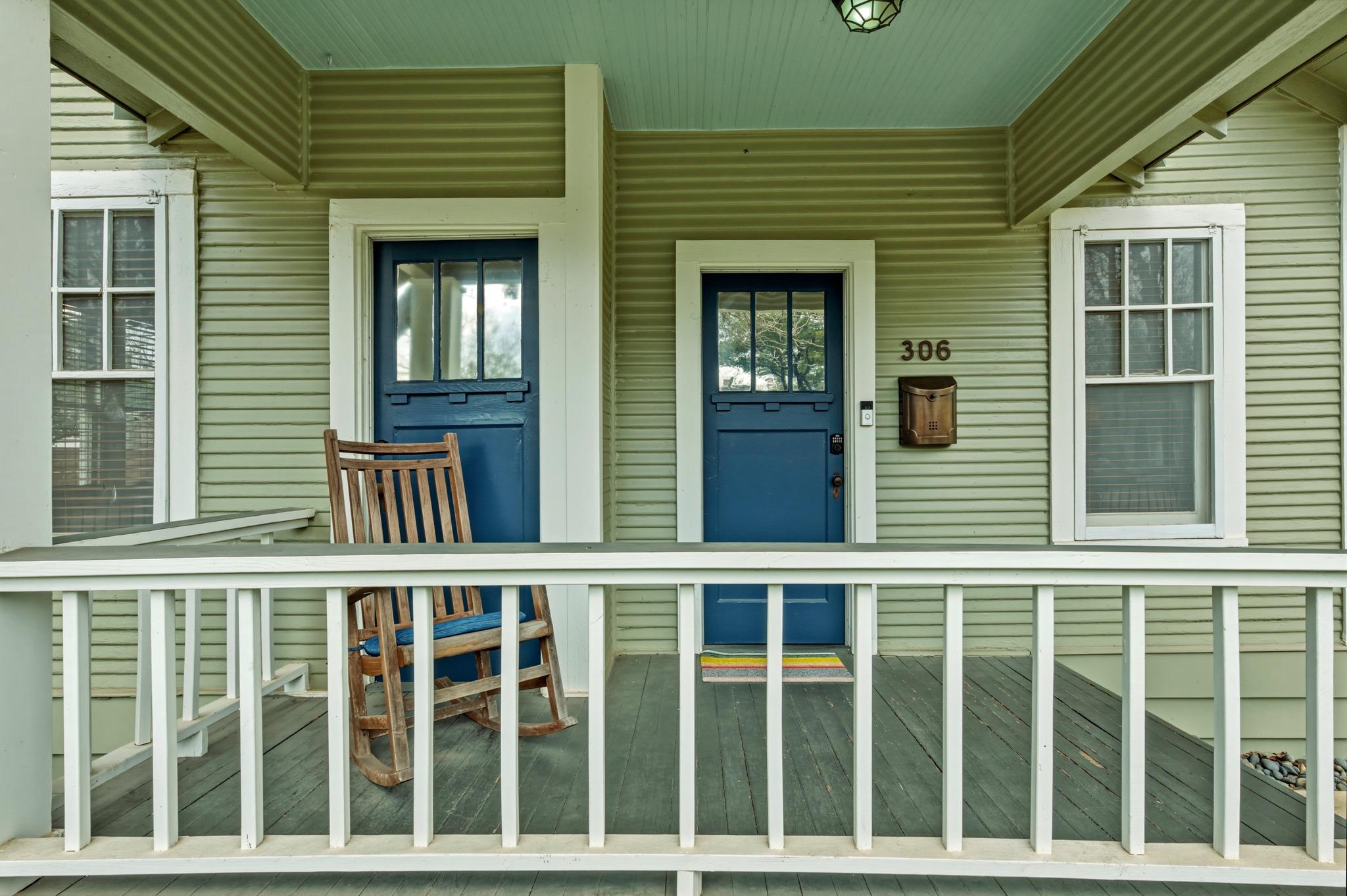 306 W 44th St # A, Austin, TX 78751