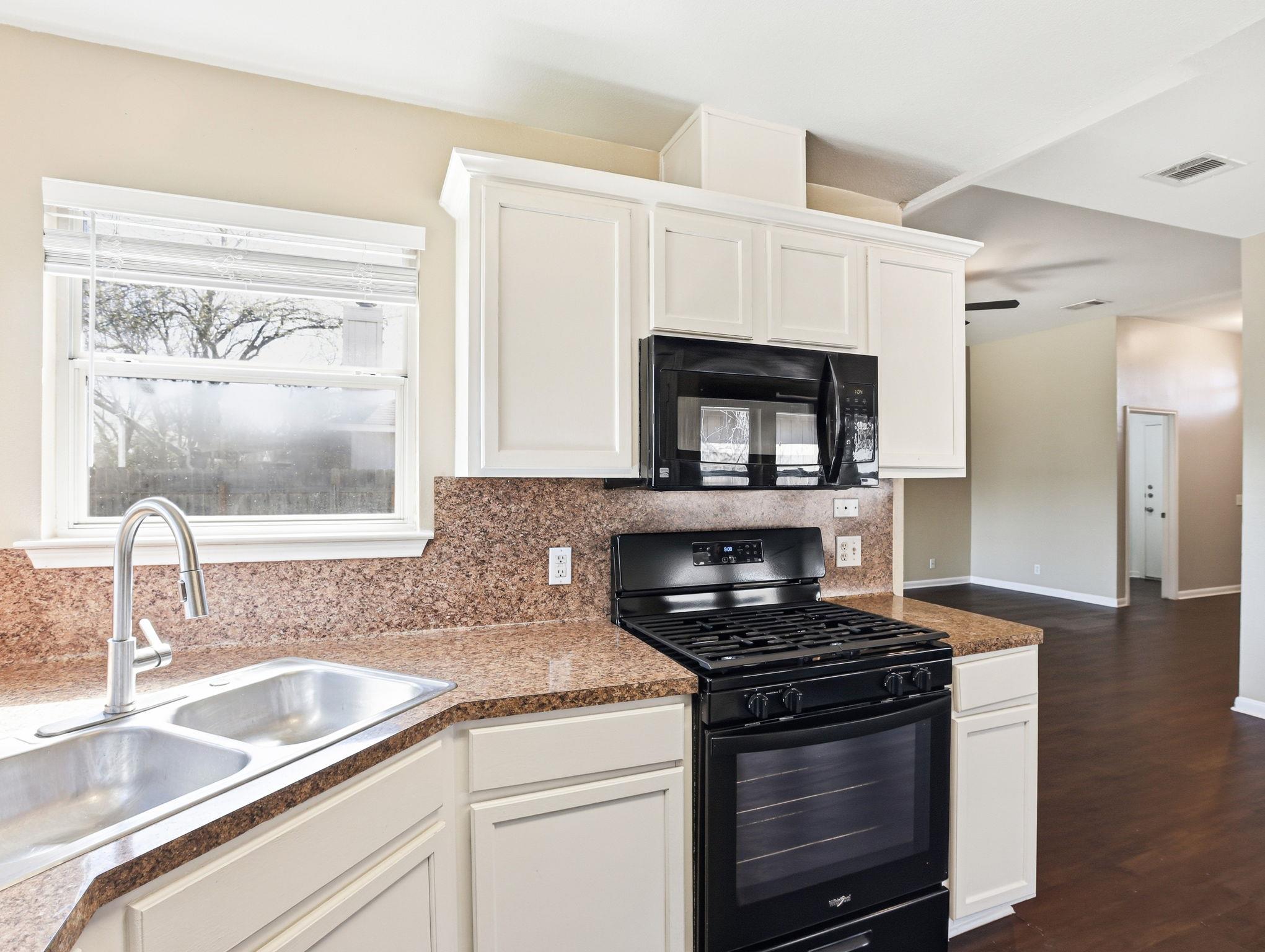 14704 Varrelman St, Austin, TX 78725