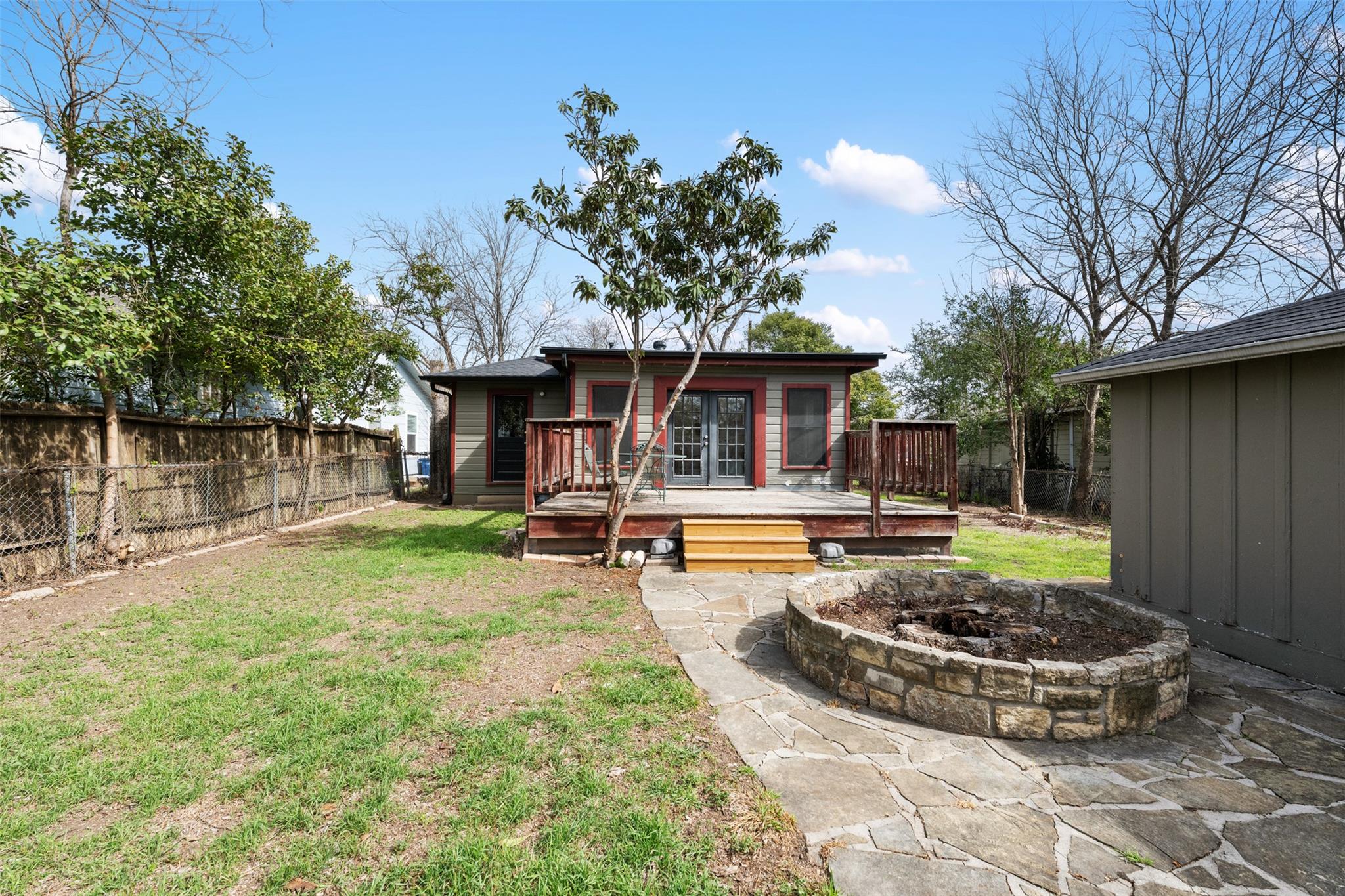 813 E 48th St, Austin, TX 78751