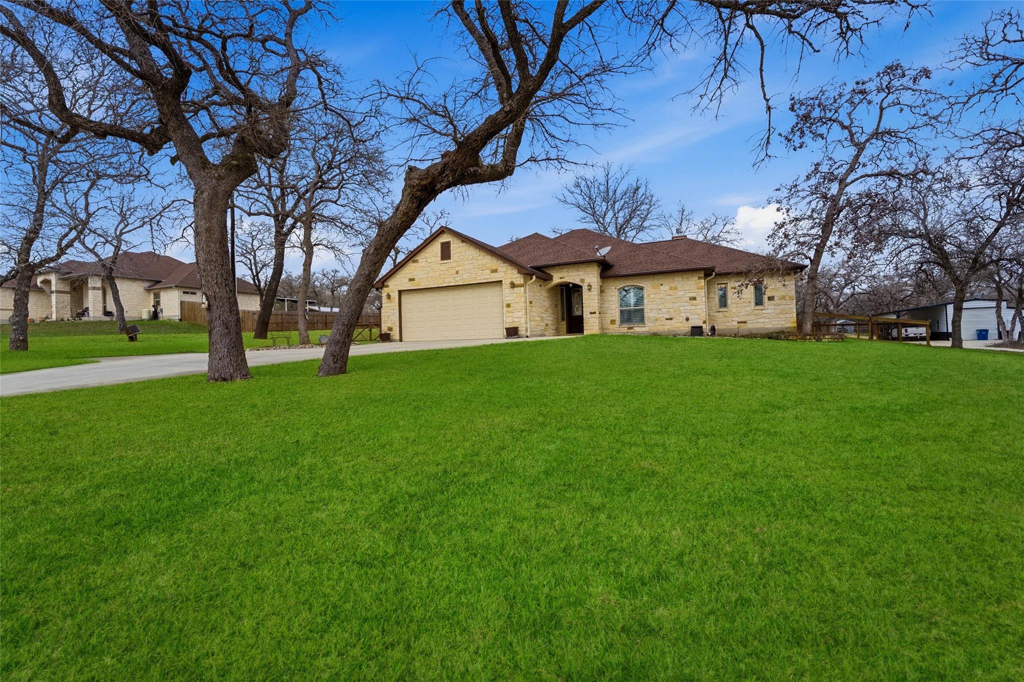 203 Champions Blvd, La Vernia, TX 78121