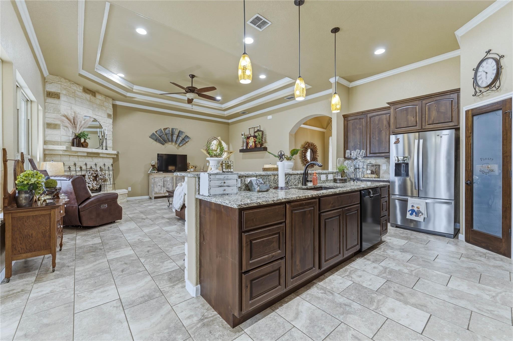 203 Champions Blvd, La Vernia, TX 78121