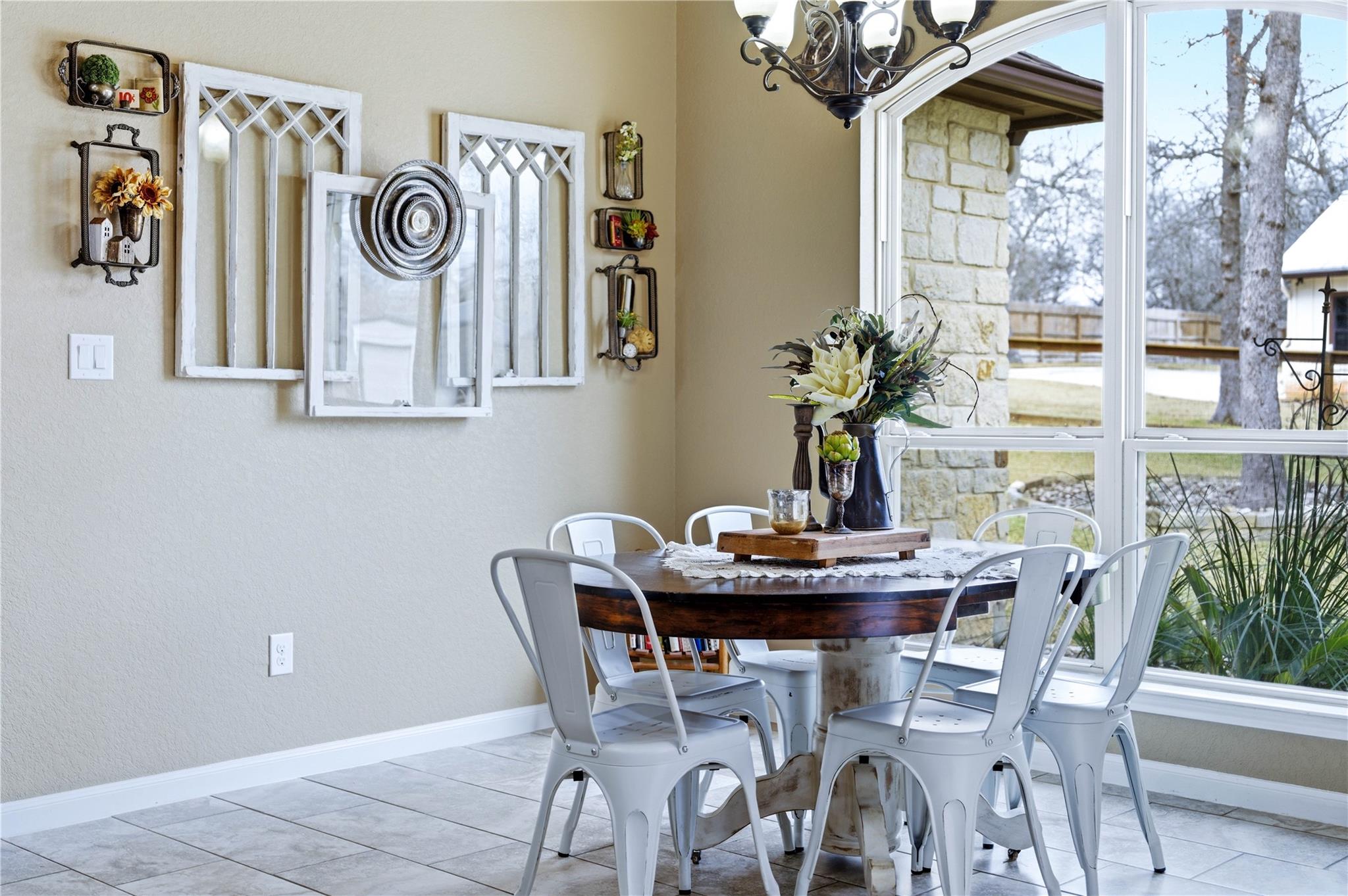 203 Champions Blvd, La Vernia, TX 78121