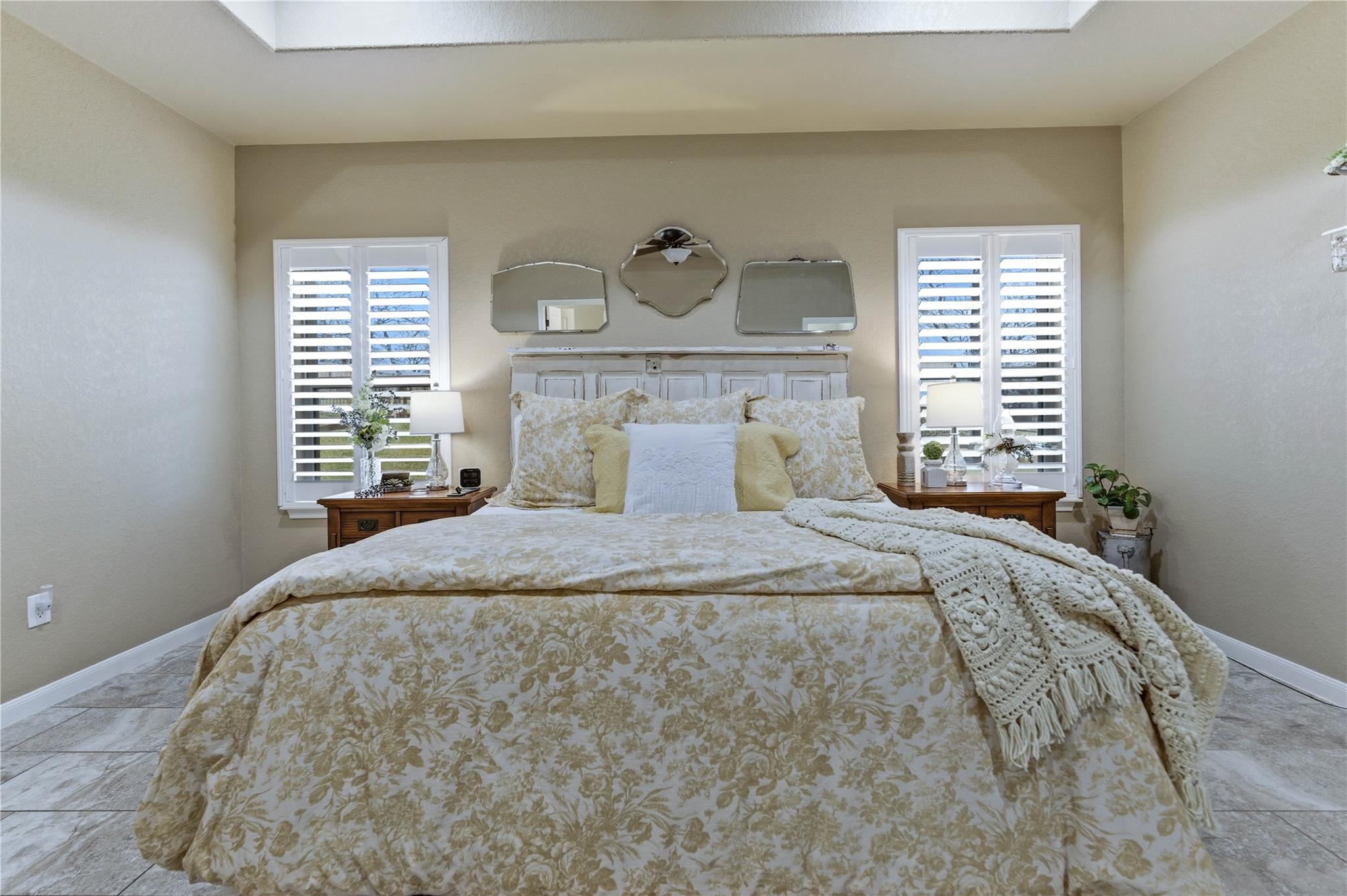 203 Champions Blvd, La Vernia, TX 78121