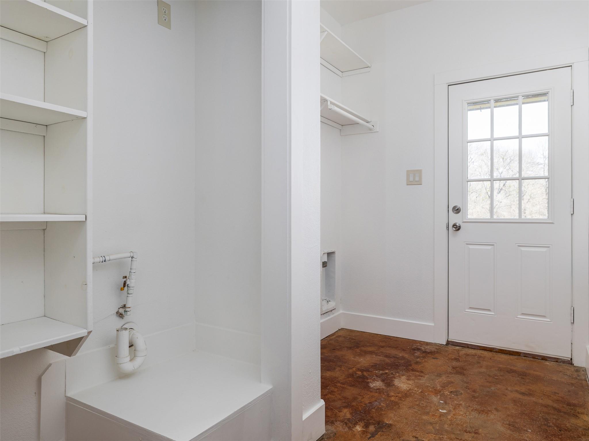 2610 Fm 3061, Thorndale, TX 76577