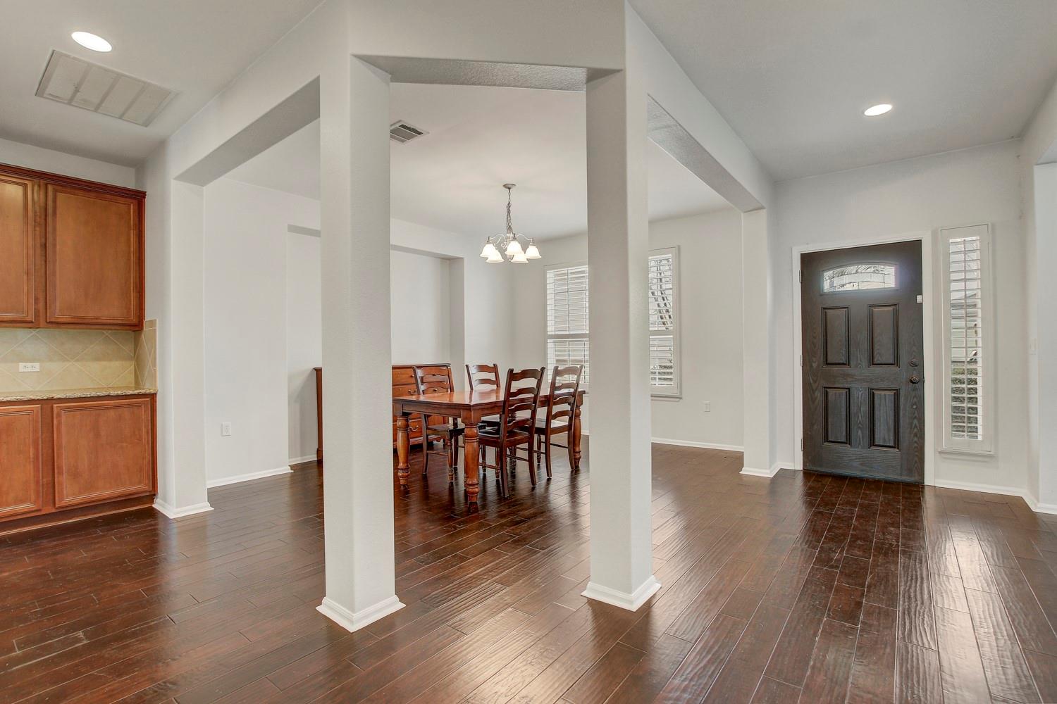 213 Mustang Island Trl, Georgetown, TX 78633