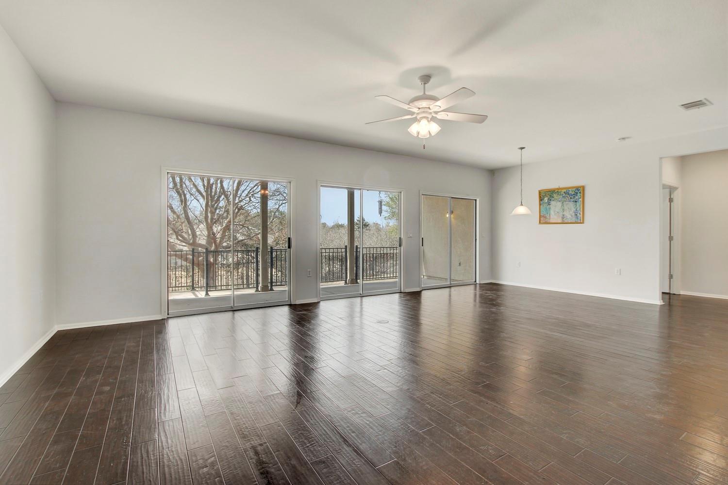 213 Mustang Island Trl, Georgetown, TX 78633