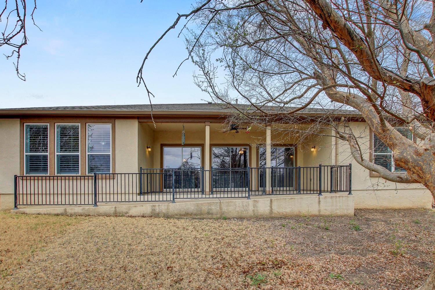 213 Mustang Island Trl, Georgetown, TX 78633