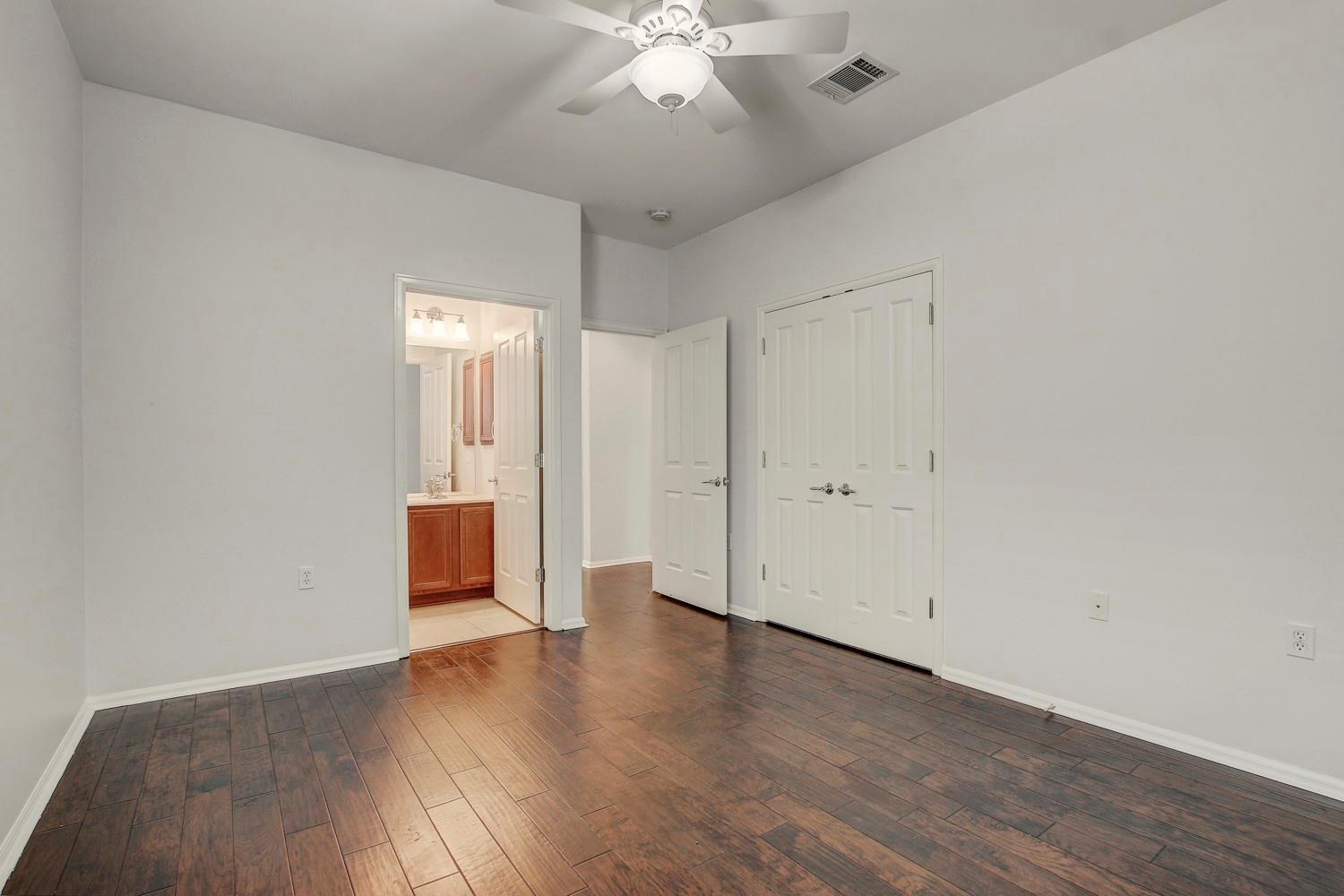 213 Mustang Island Trl, Georgetown, TX 78633