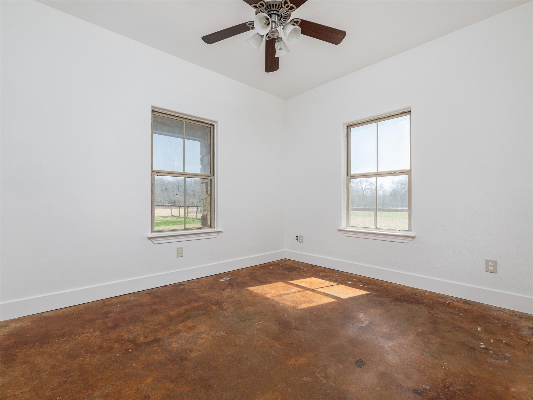 2610 Fm 3061, Thorndale, TX 76577