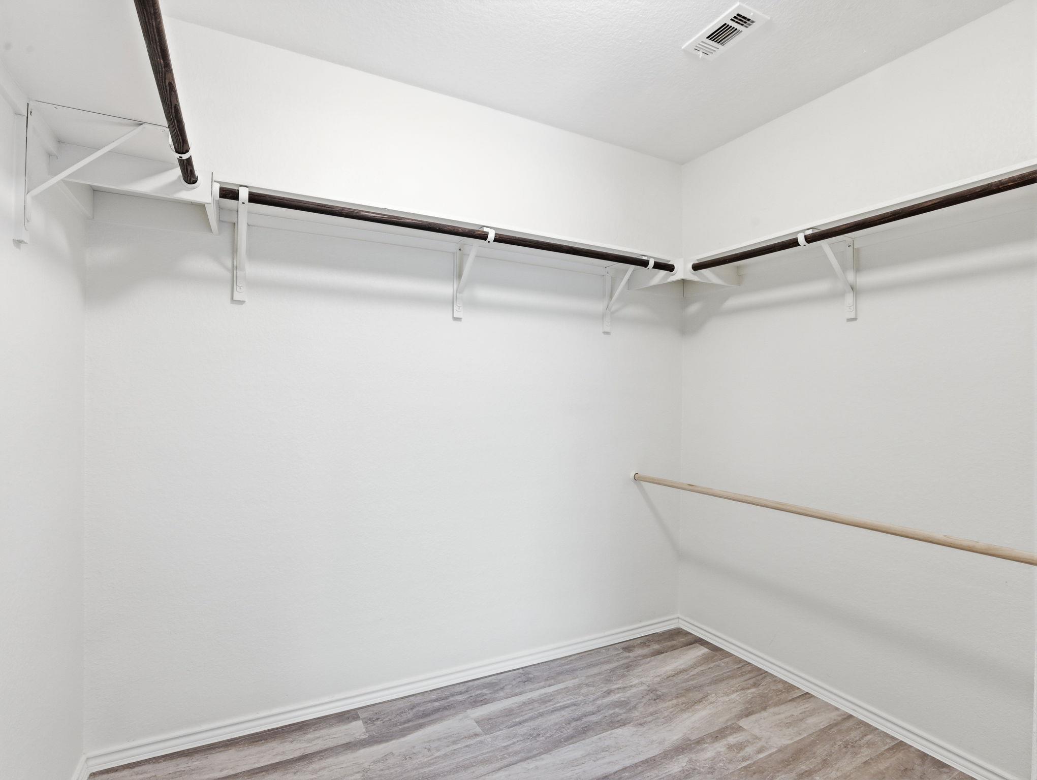 5900 Bell Tower Ln, Austin, TX 78747